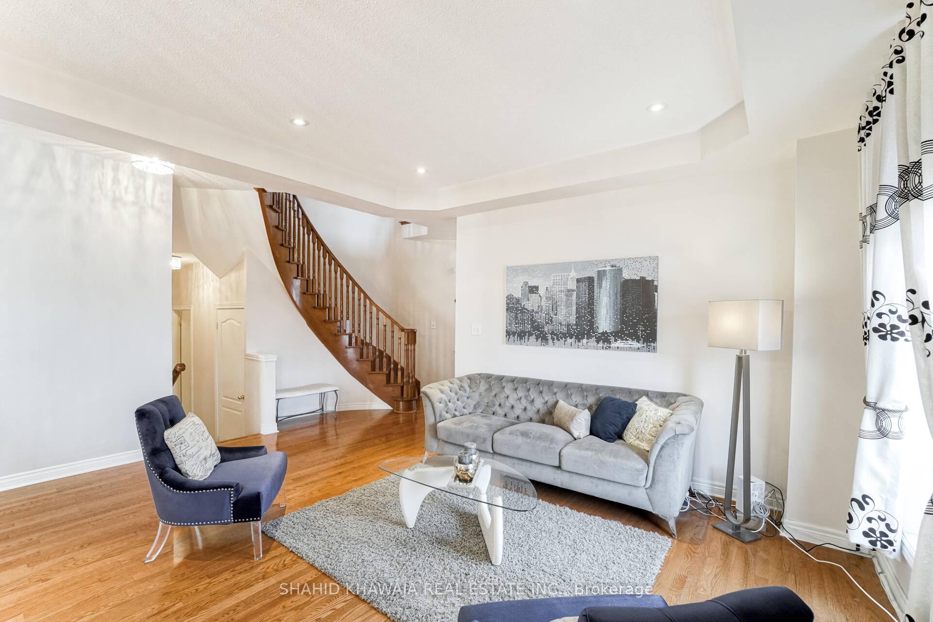 4772 Half Moon Grove