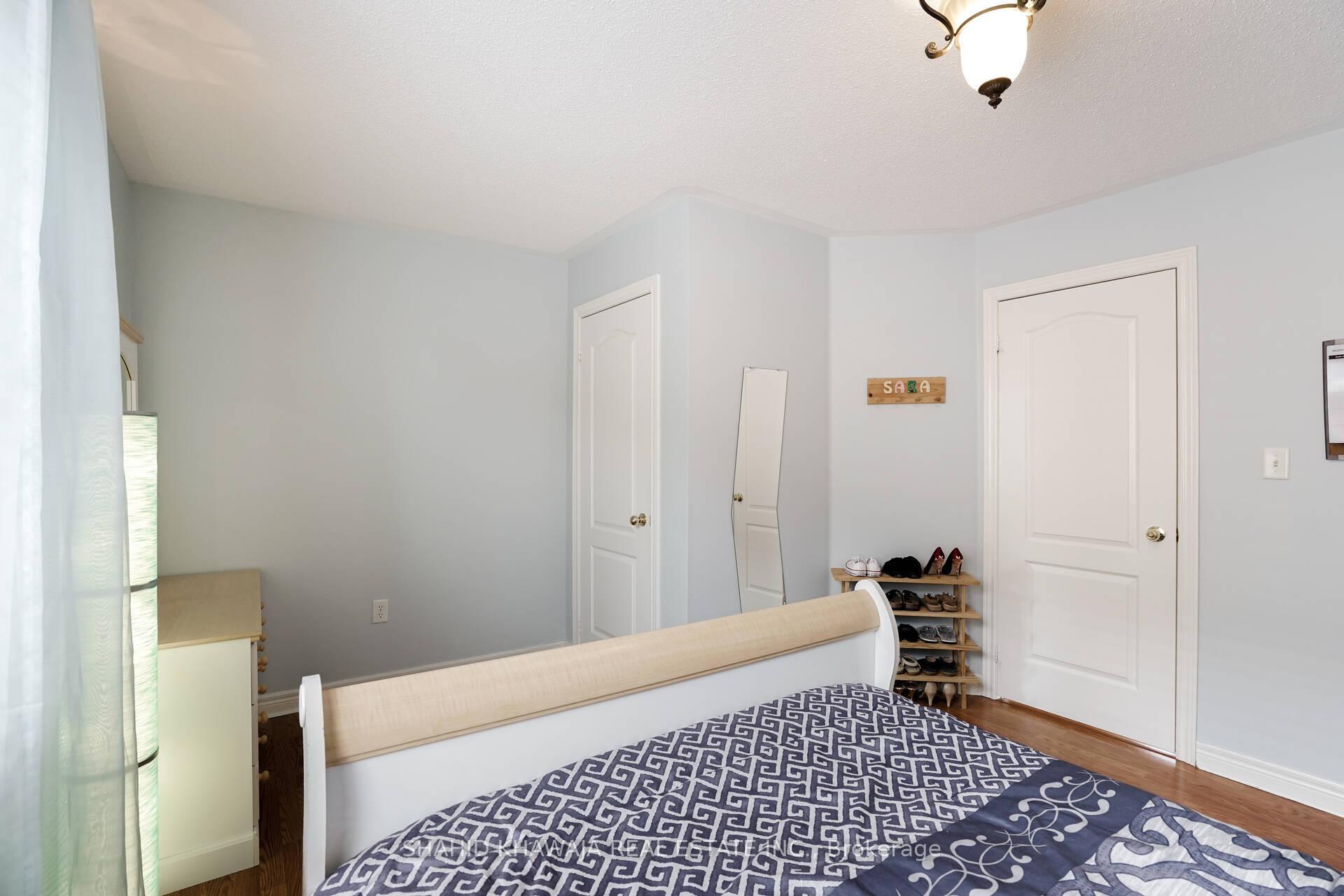 4772 Half Moon Grove