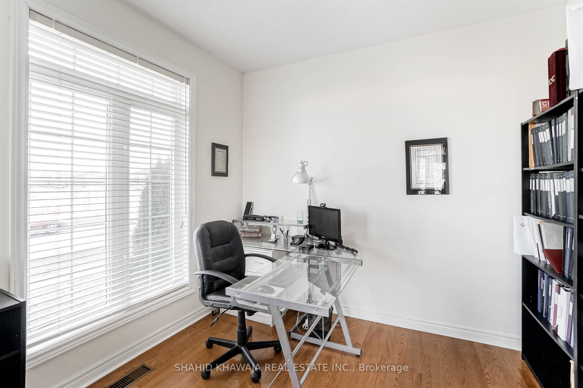 4772 Half Moon Grove