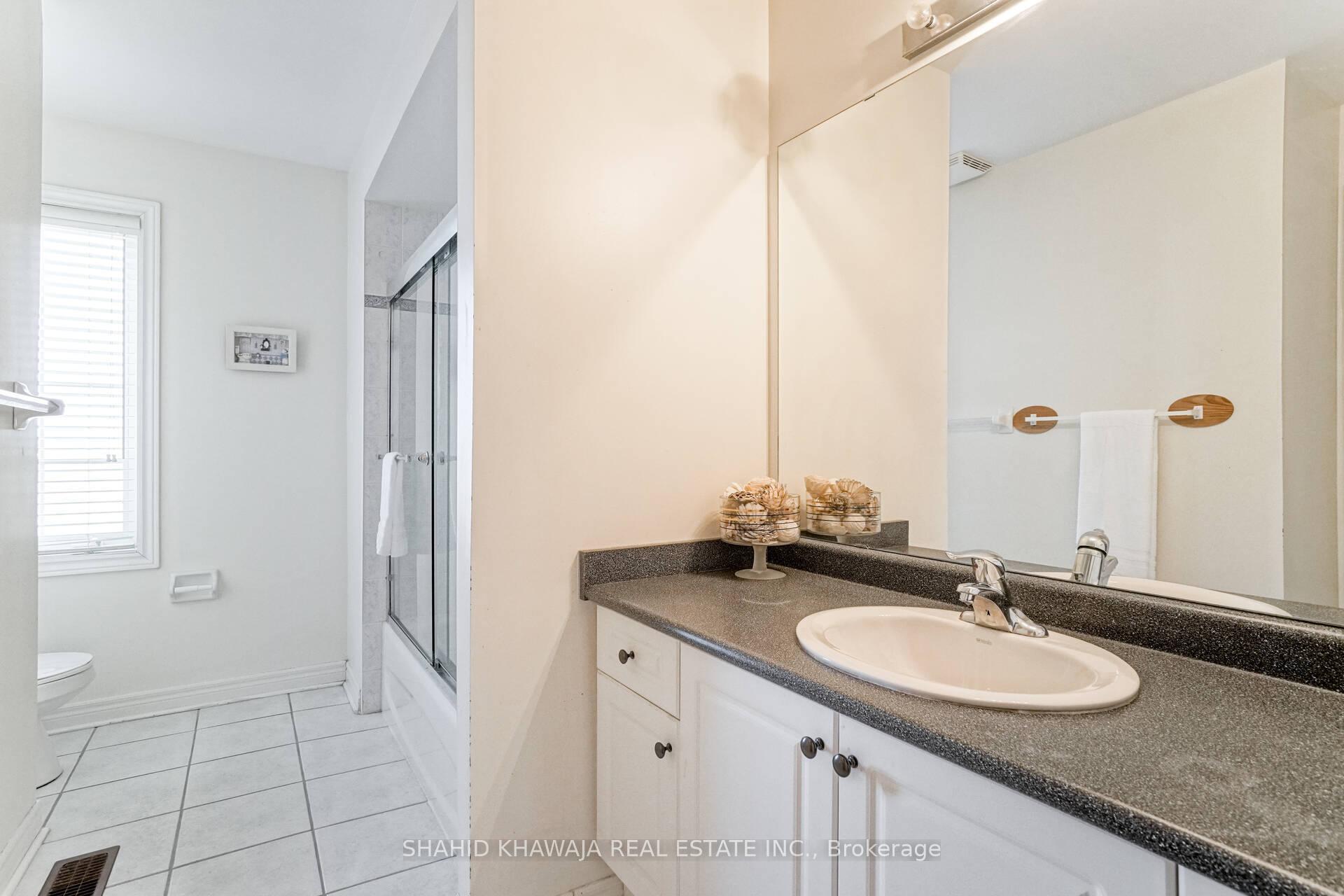 4772 Half Moon Grove