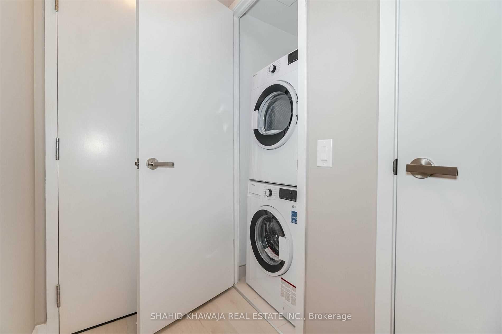 3900 Confederation Parkway 219