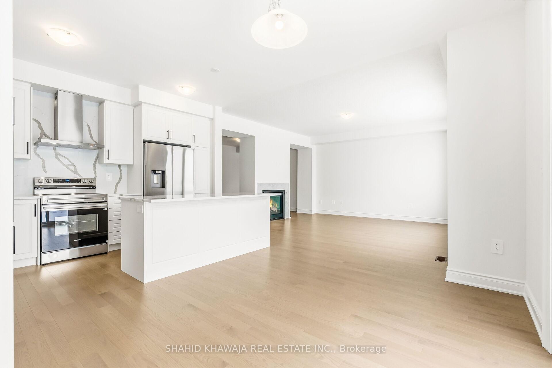 61 Circleview Crescent