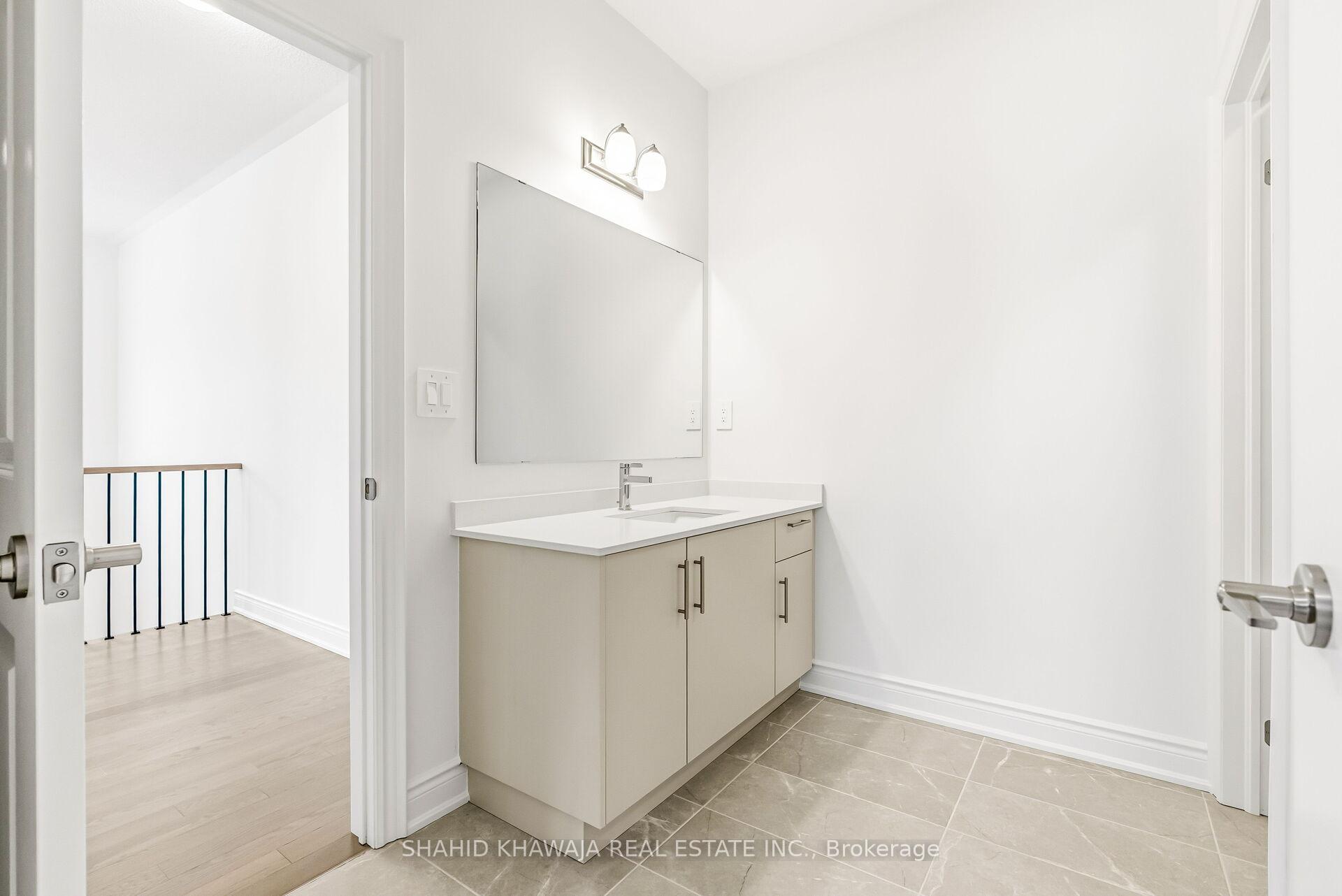 61 Circleview Crescent