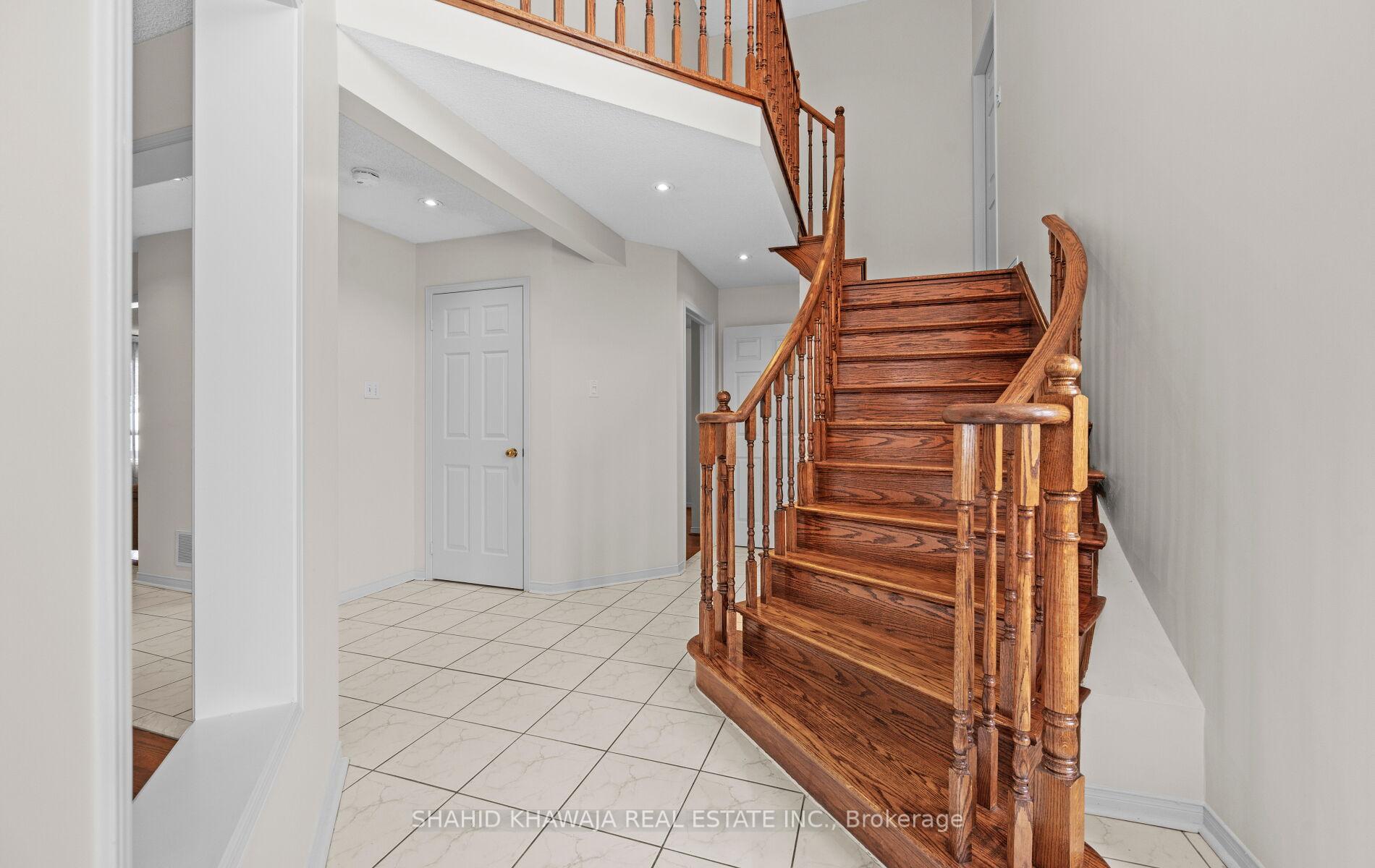 6411 Alderwood Trail