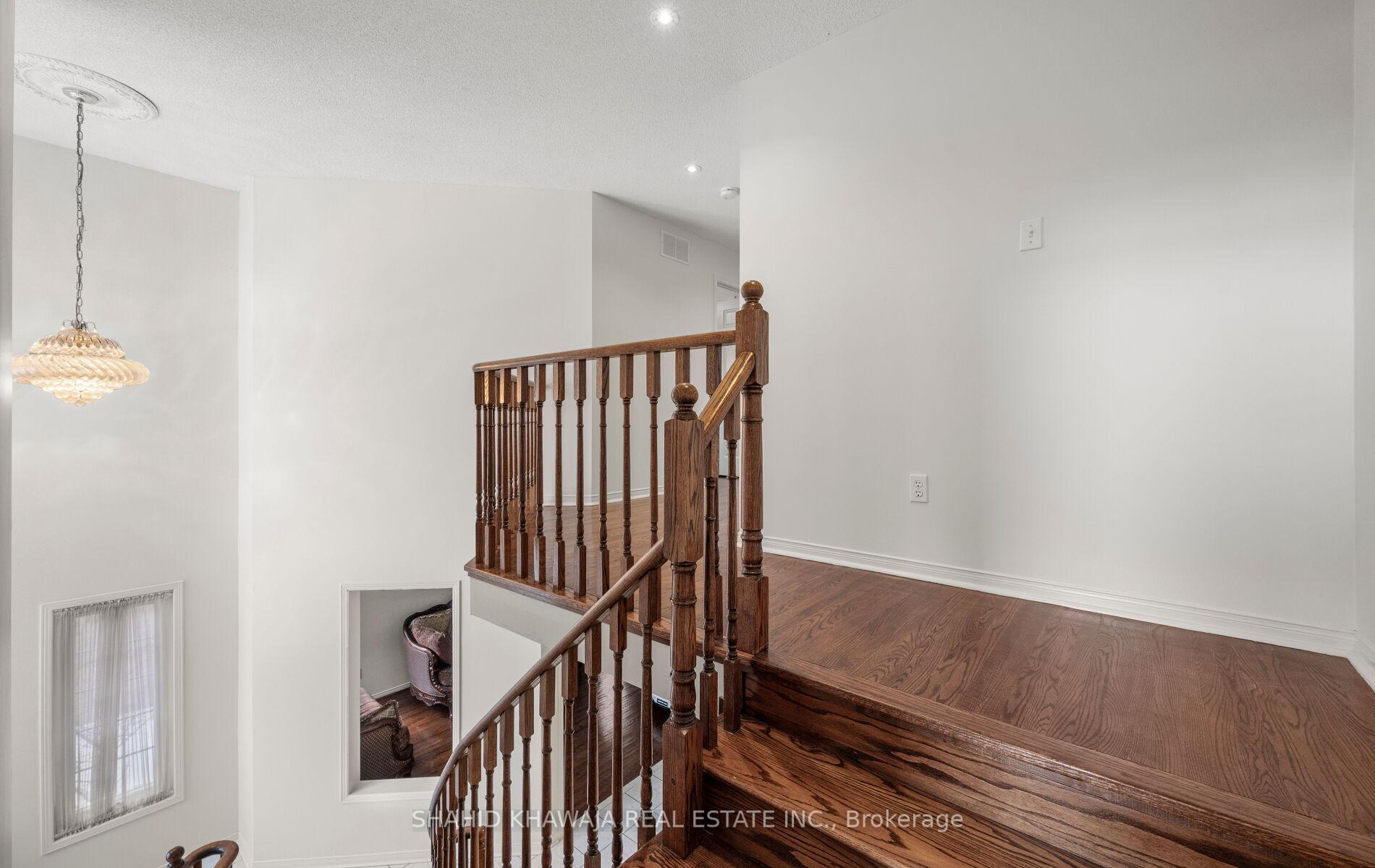 6411 Alderwood Trail