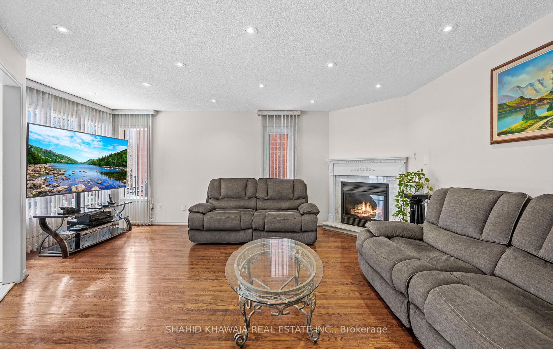 6411 Alderwood Trail