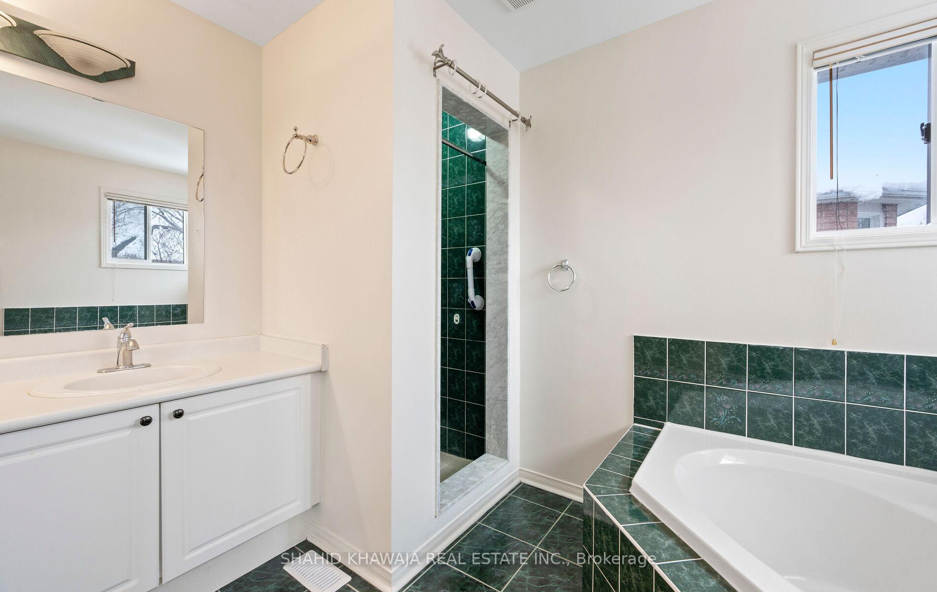 6411 Alderwood Trail