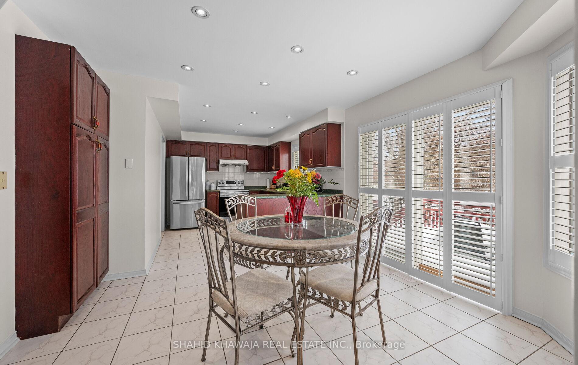 6411 Alderwood Trail