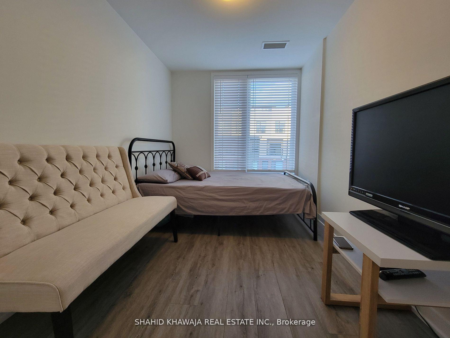 3401 Ridgeway Drive E 304