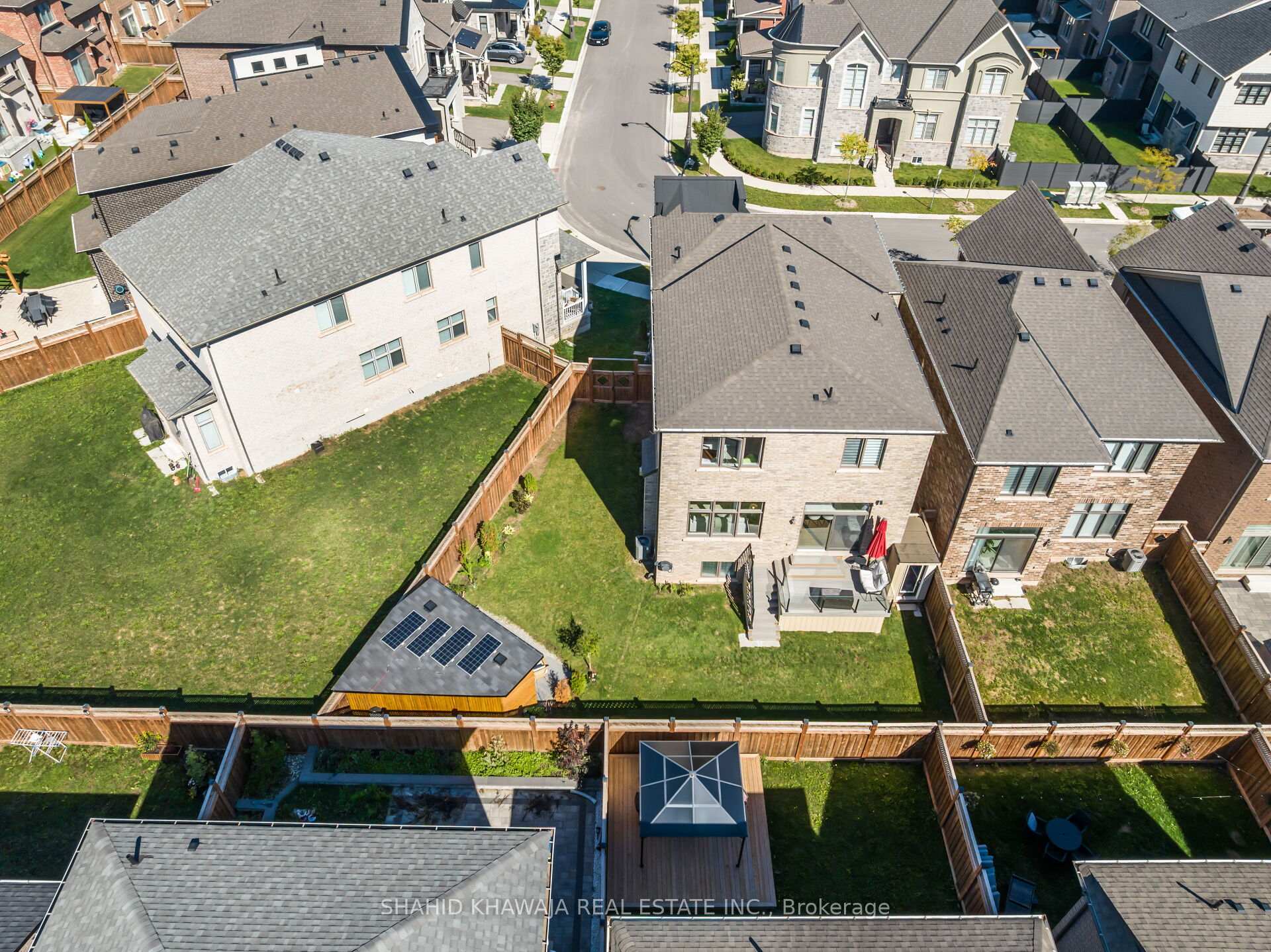 1417 Varelas Passage