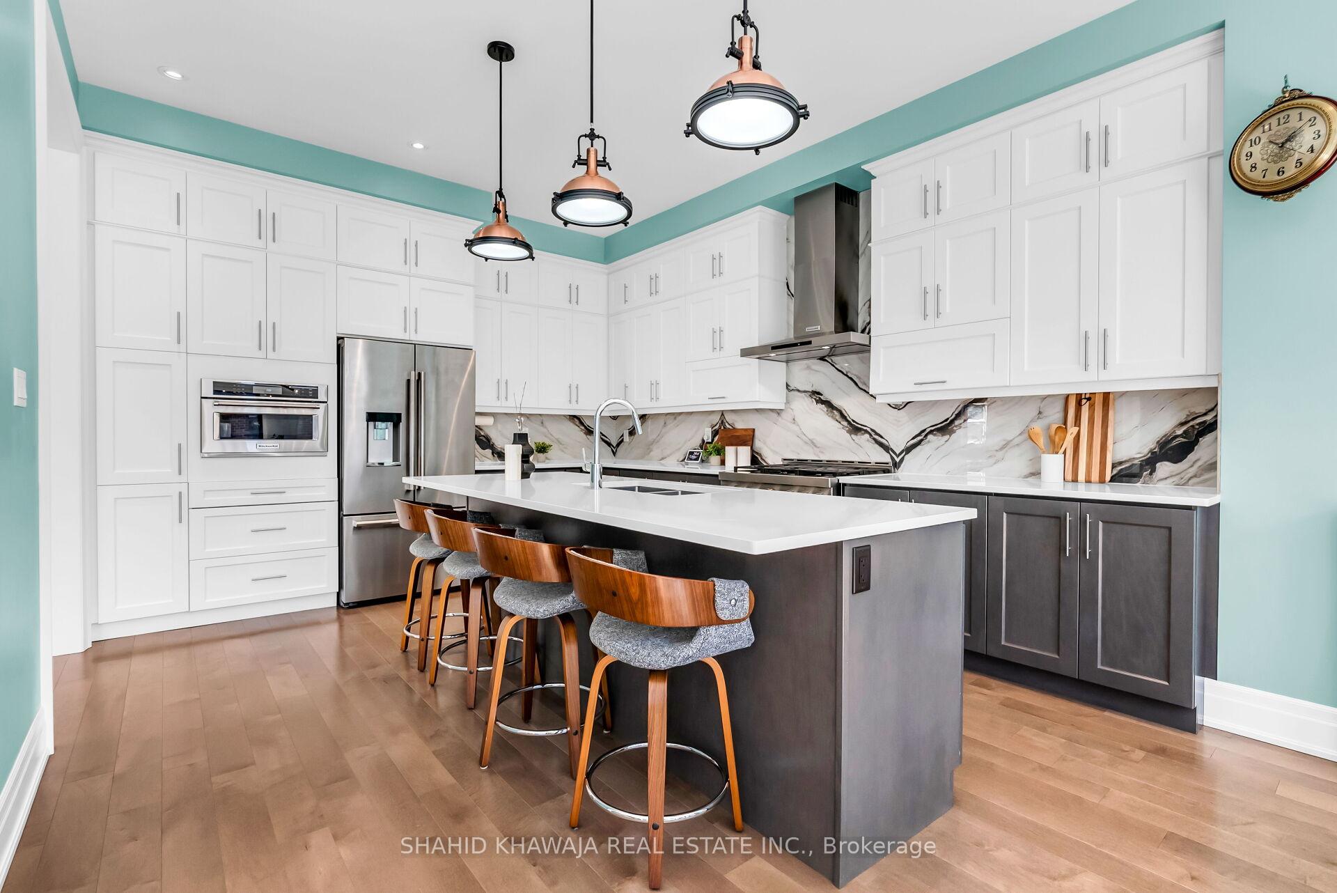 1417 Varelas Passage