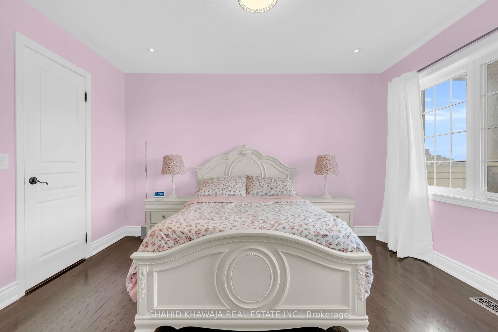 12 Orangeblossom Trail