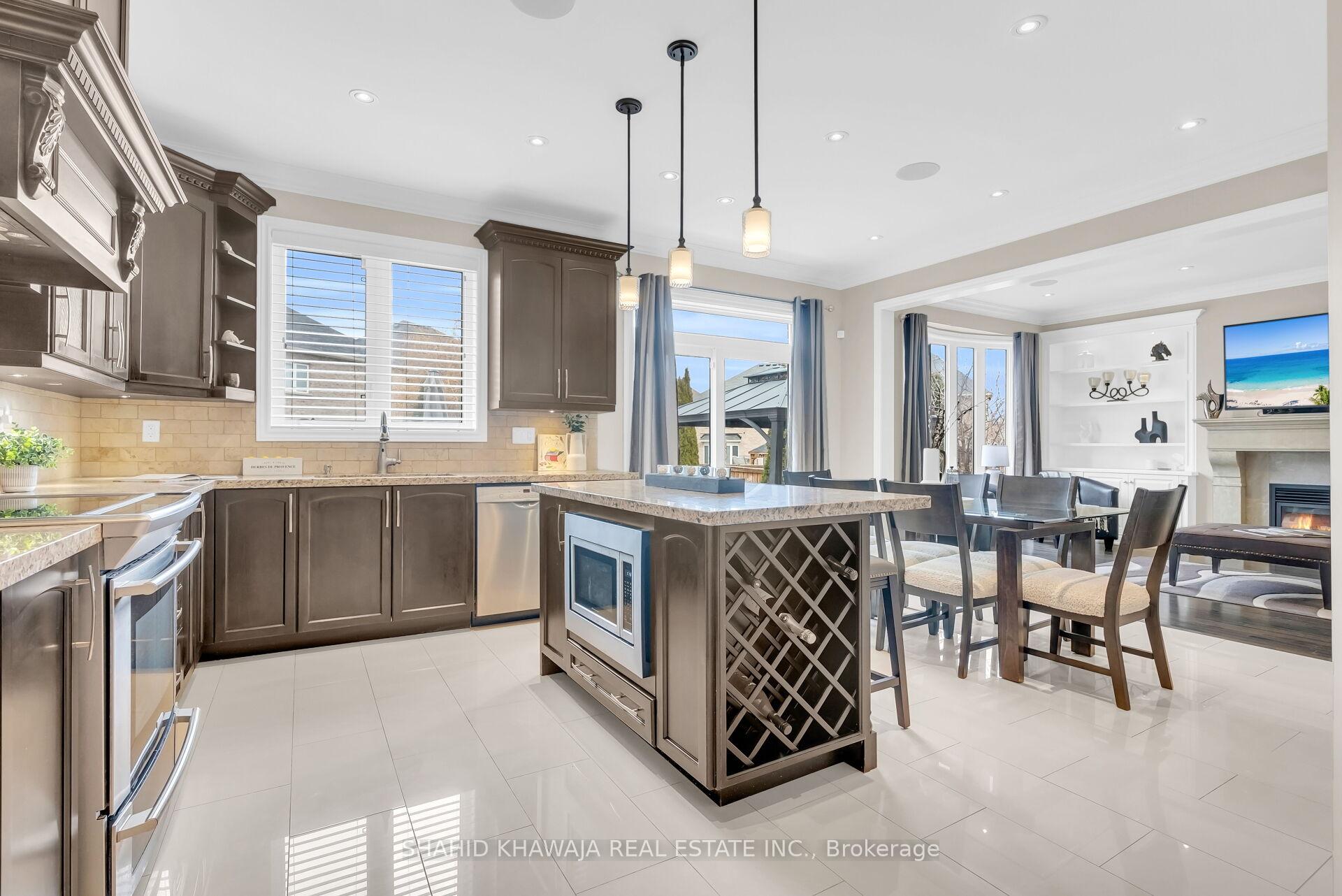 12 Orangeblossom Trail