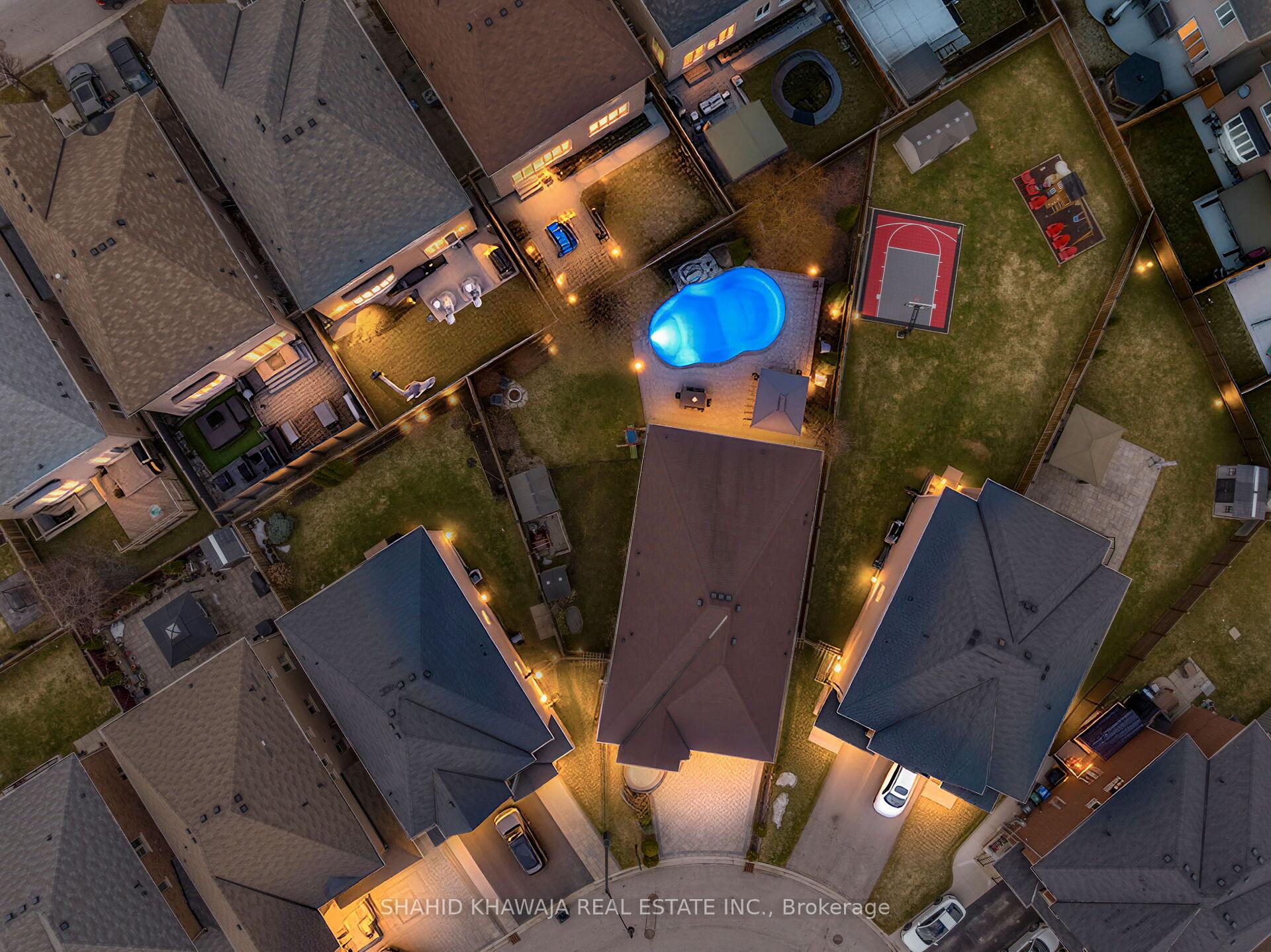 12 Orangeblossom Trail