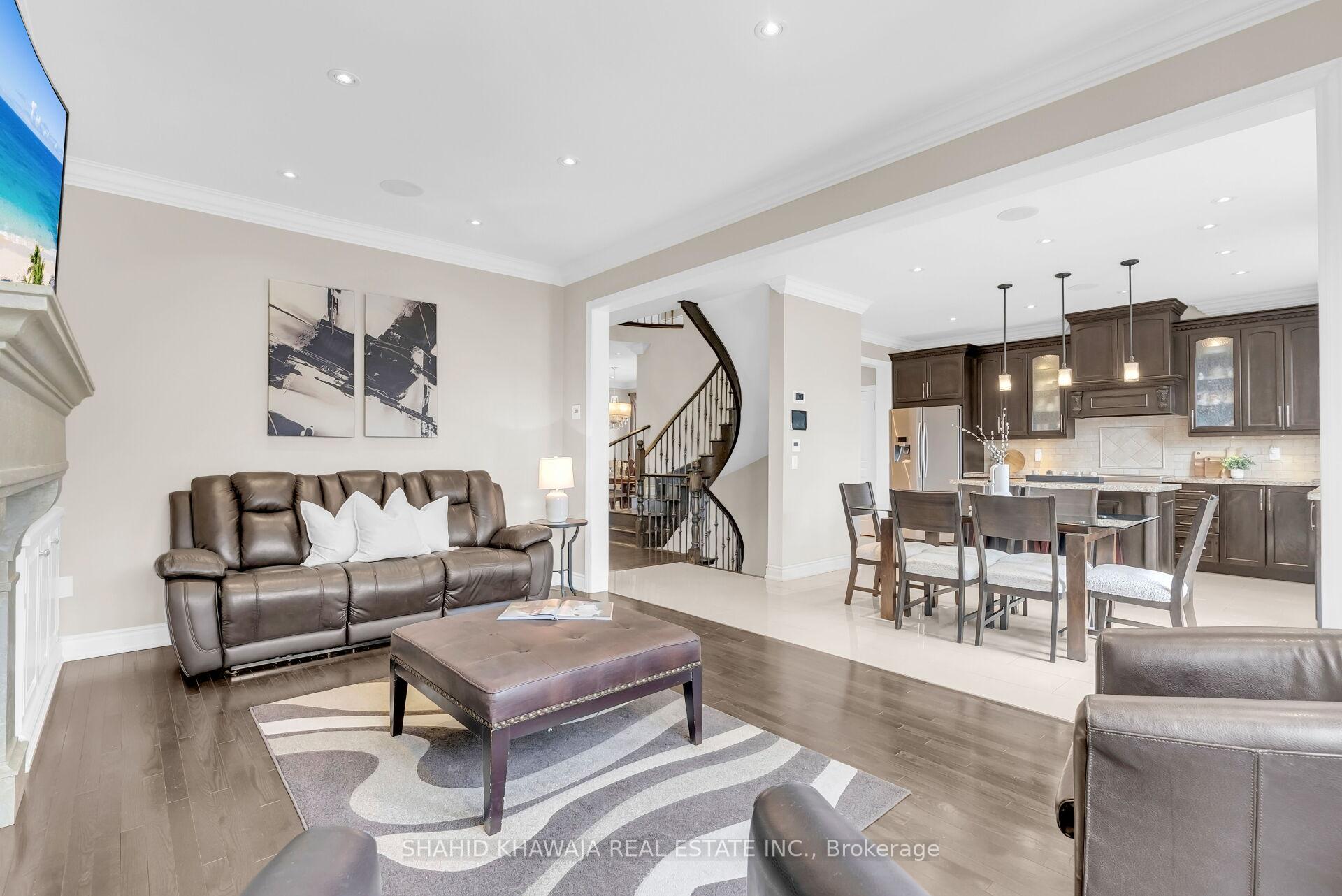 12 Orangeblossom Trail