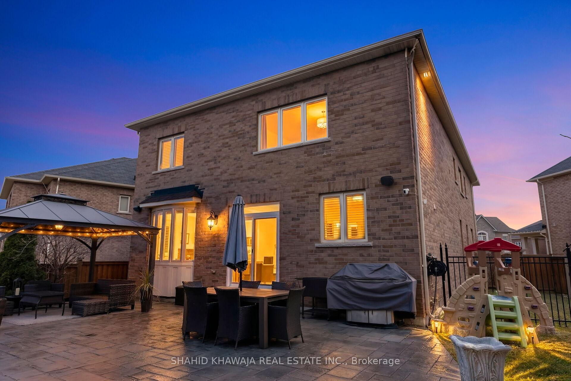 12 Orangeblossom Trail