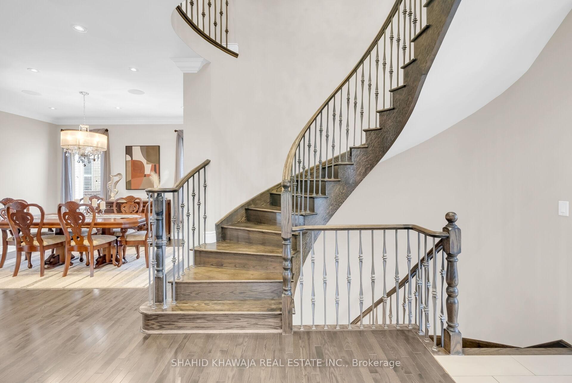 12 Orangeblossom Trail