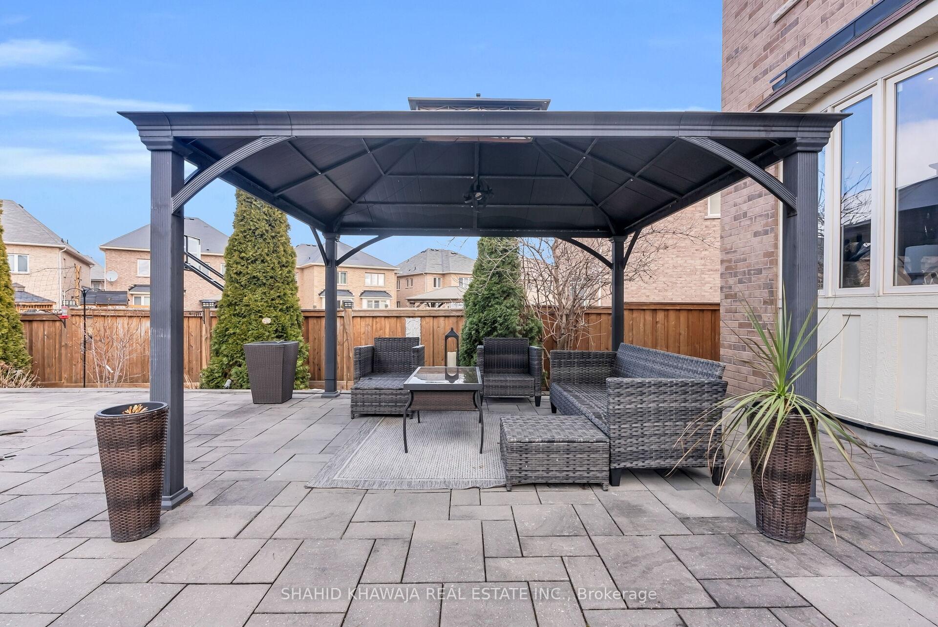 12 Orangeblossom Trail