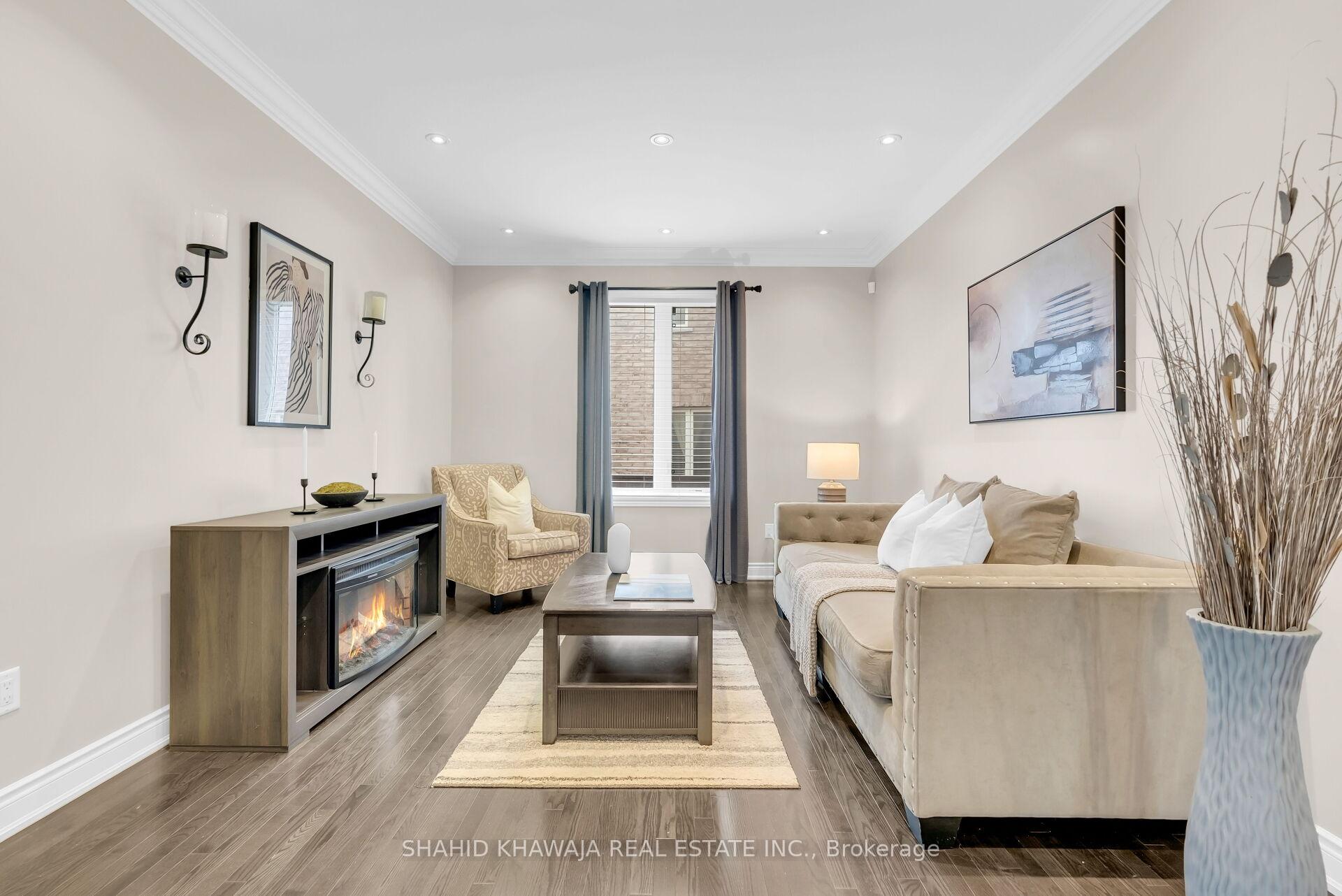 12 Orangeblossom Trail