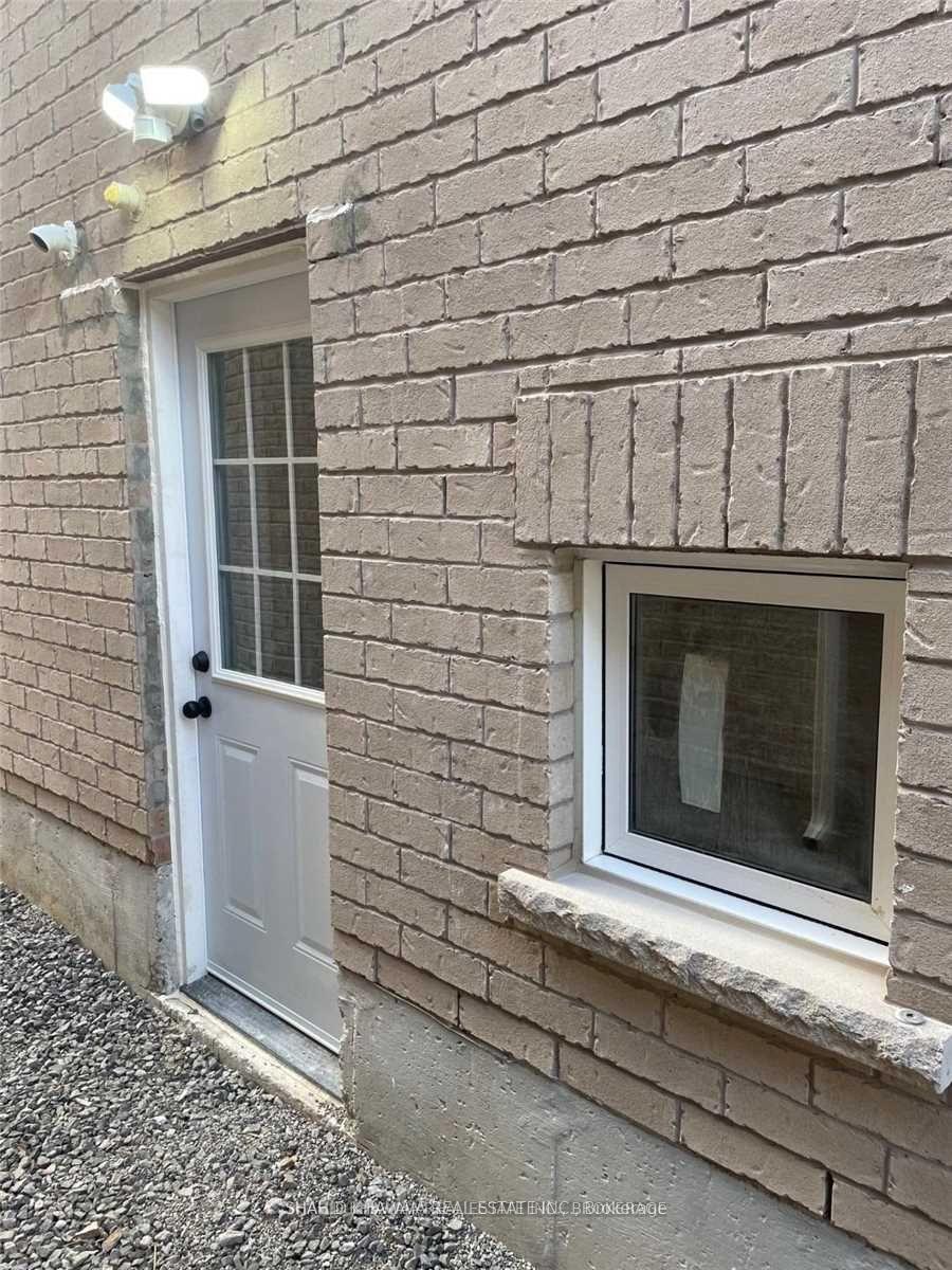 353 Blinco Terrace Bsmt