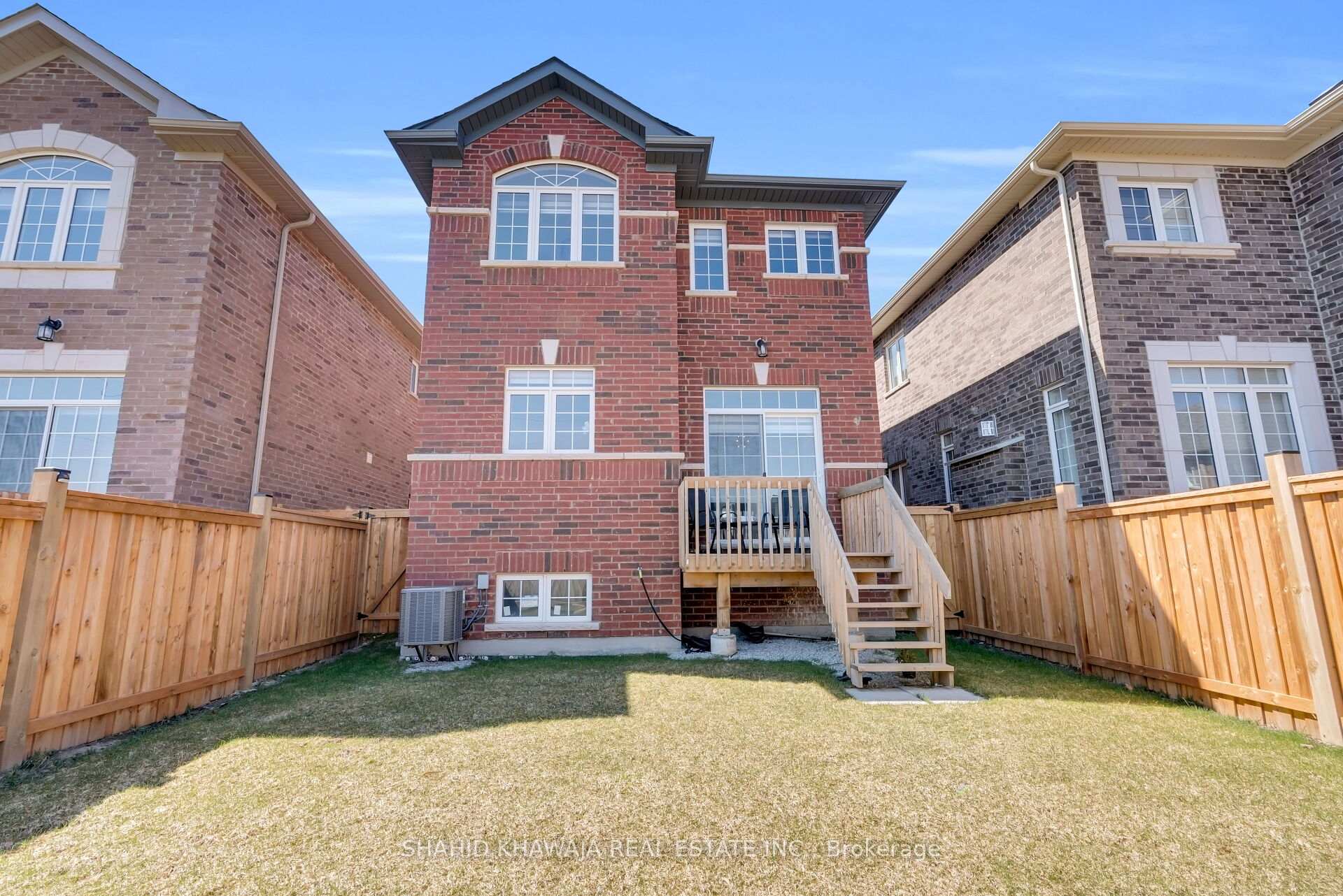 48 Branigan Crescent