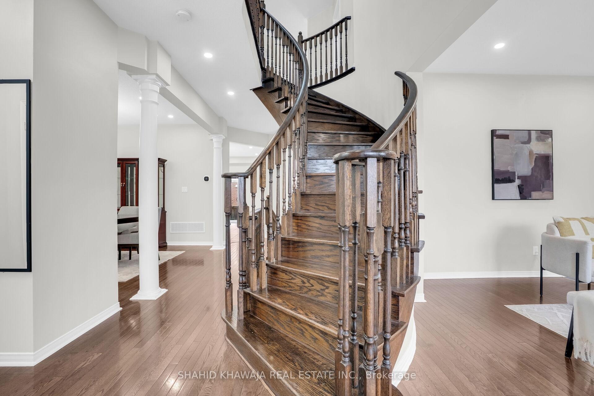 4569 Sandford Farm Drive