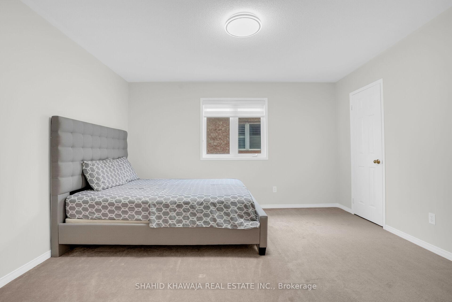 4569 Sandford Farm Drive