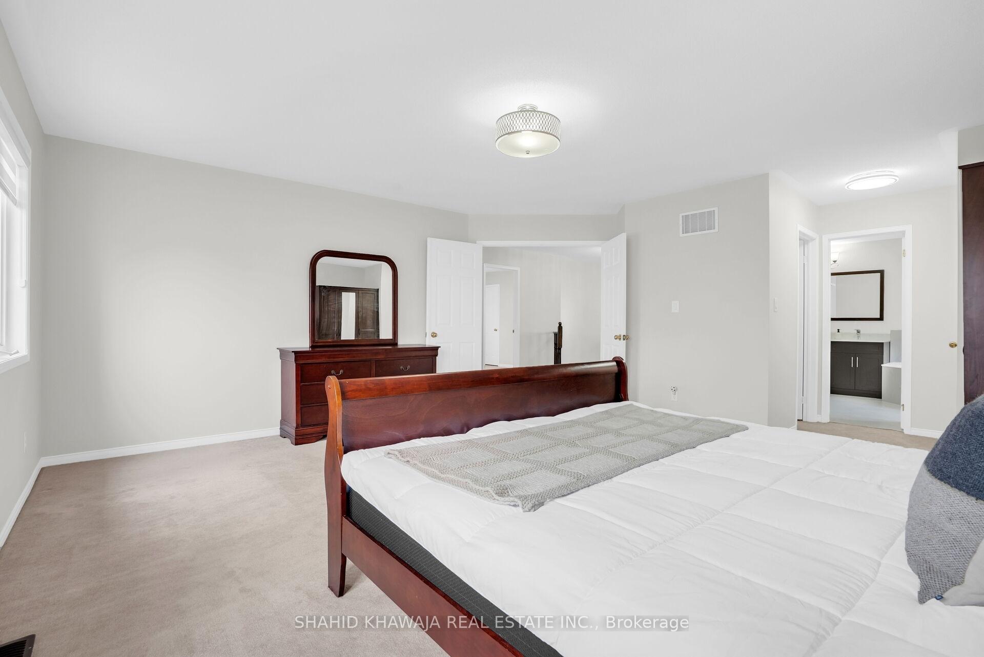 4569 Sandford Farm Drive