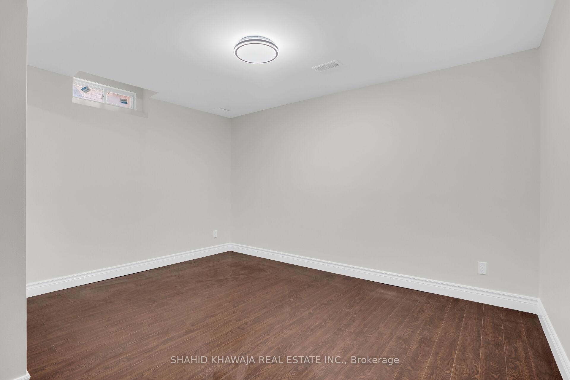 4569 Sandford Farm Drive
