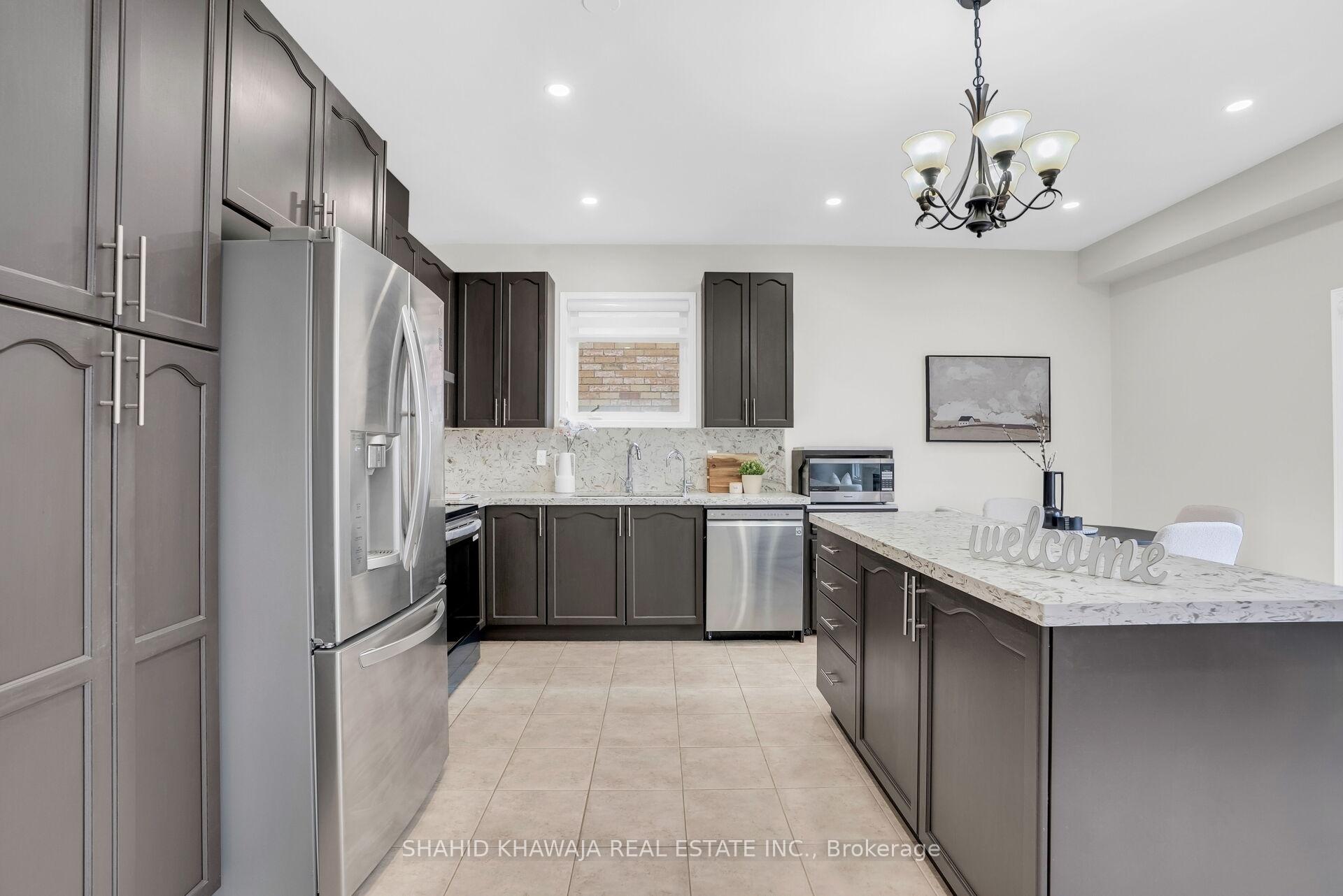 4569 Sandford Farm Drive