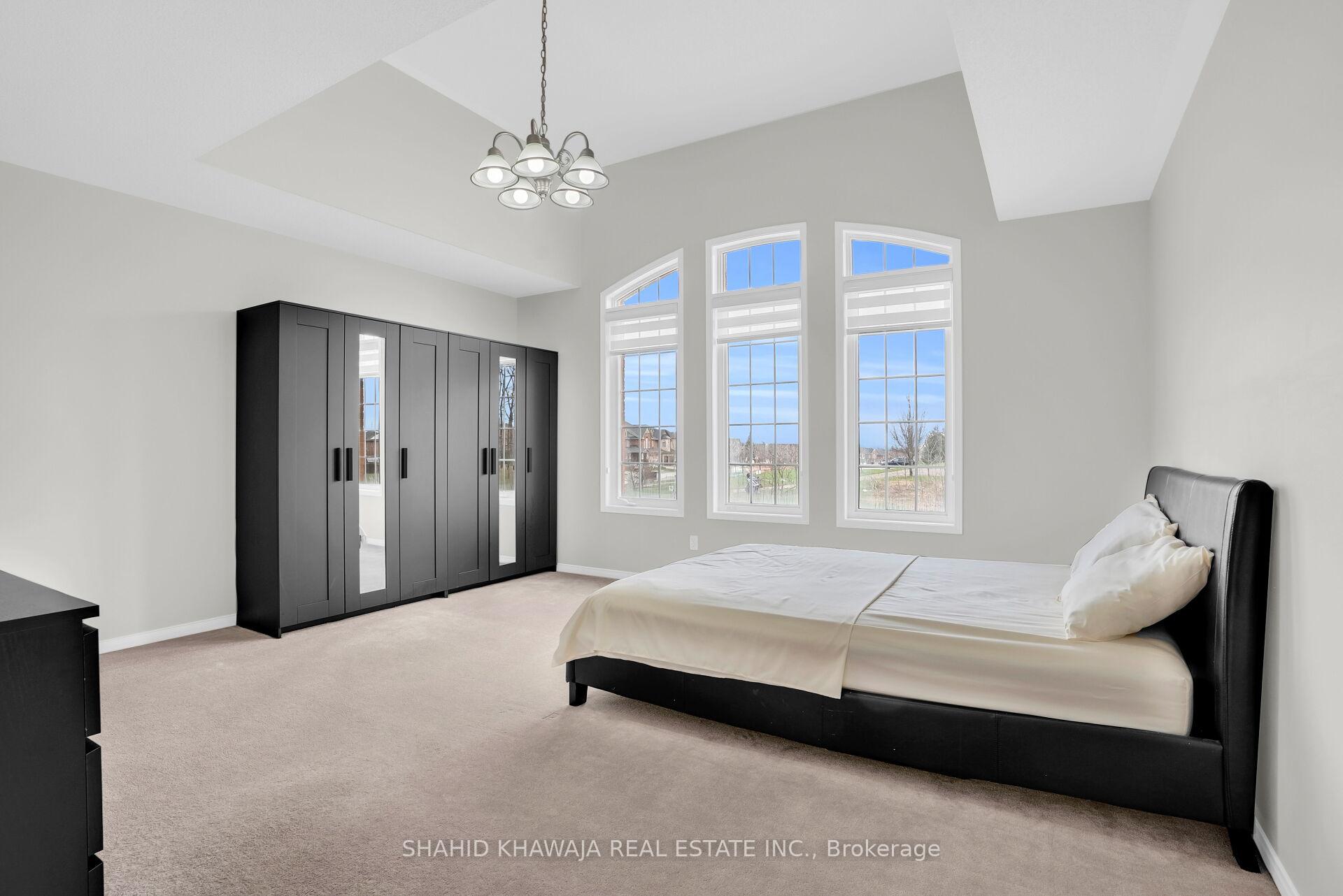 4569 Sandford Farm Drive