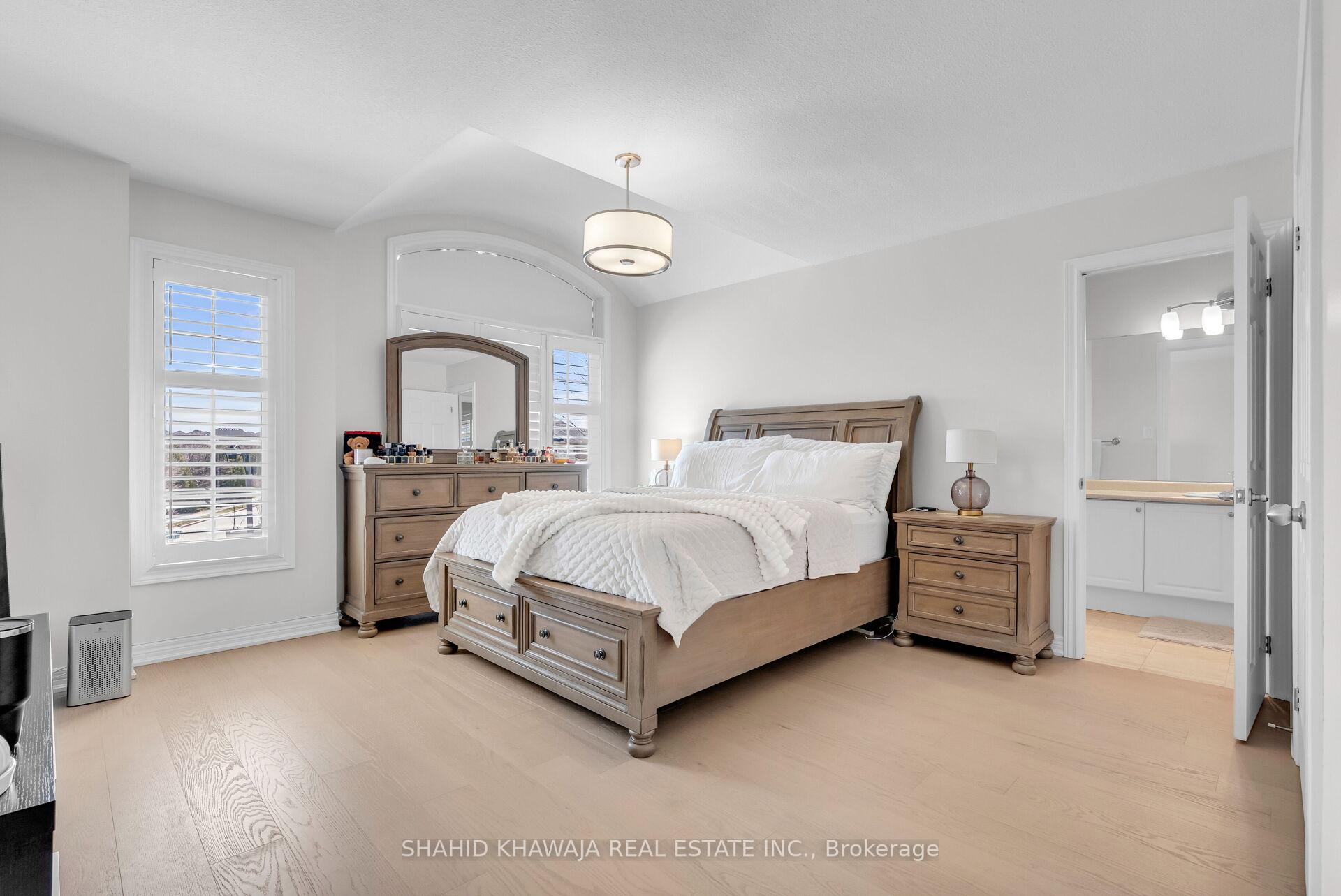 2522 Lyndhurst Drive