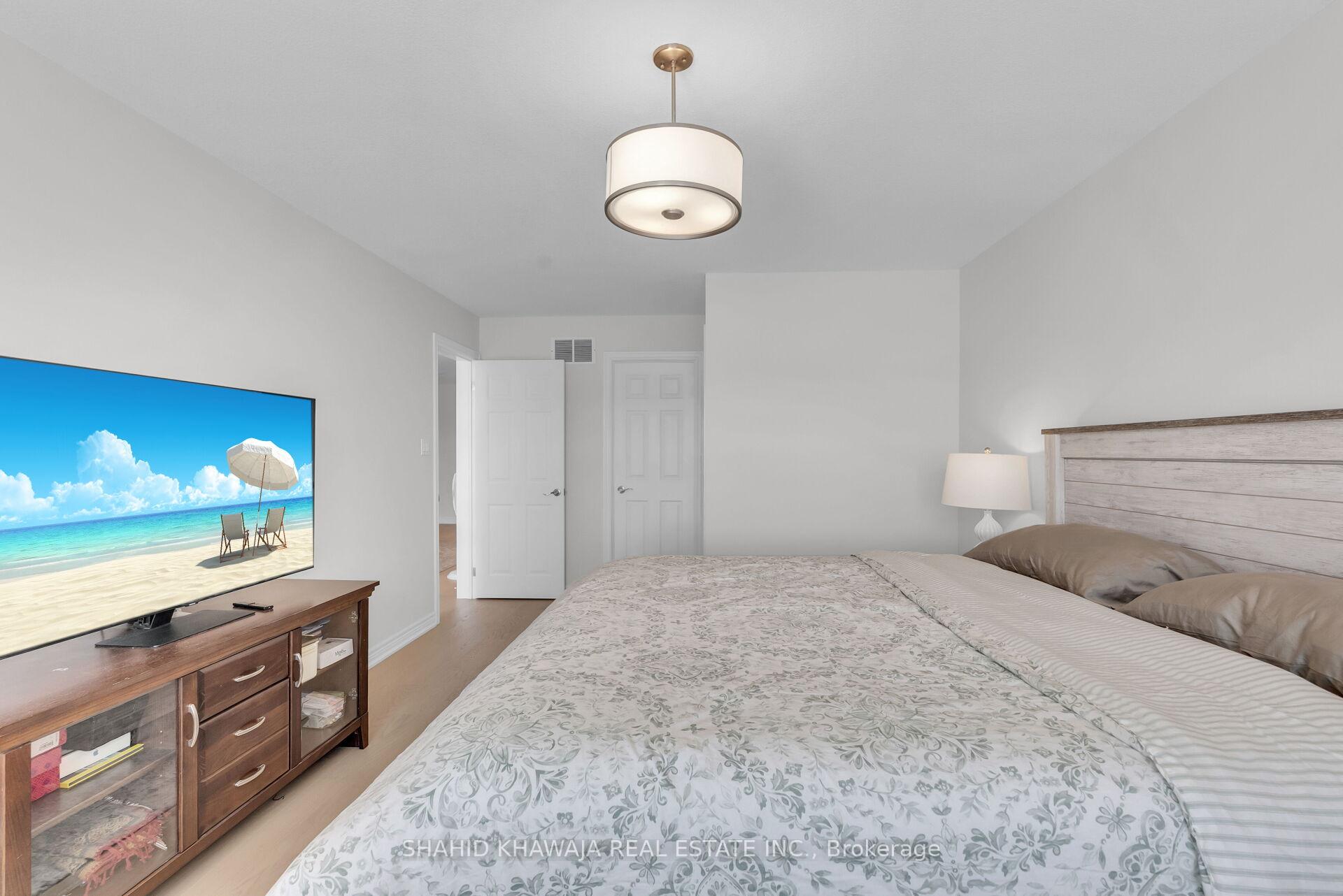 2522 Lyndhurst Drive