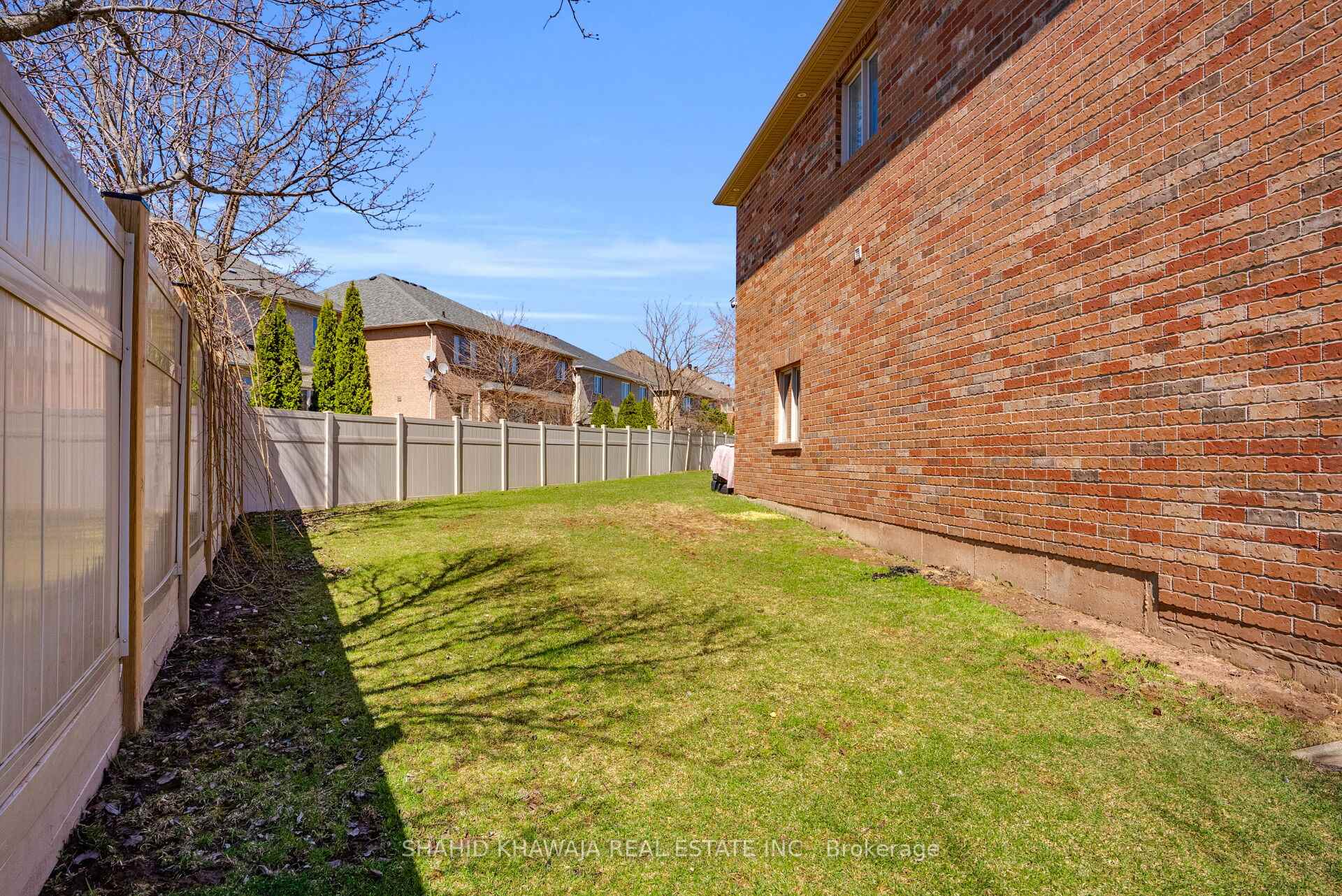 2522 Lyndhurst Drive