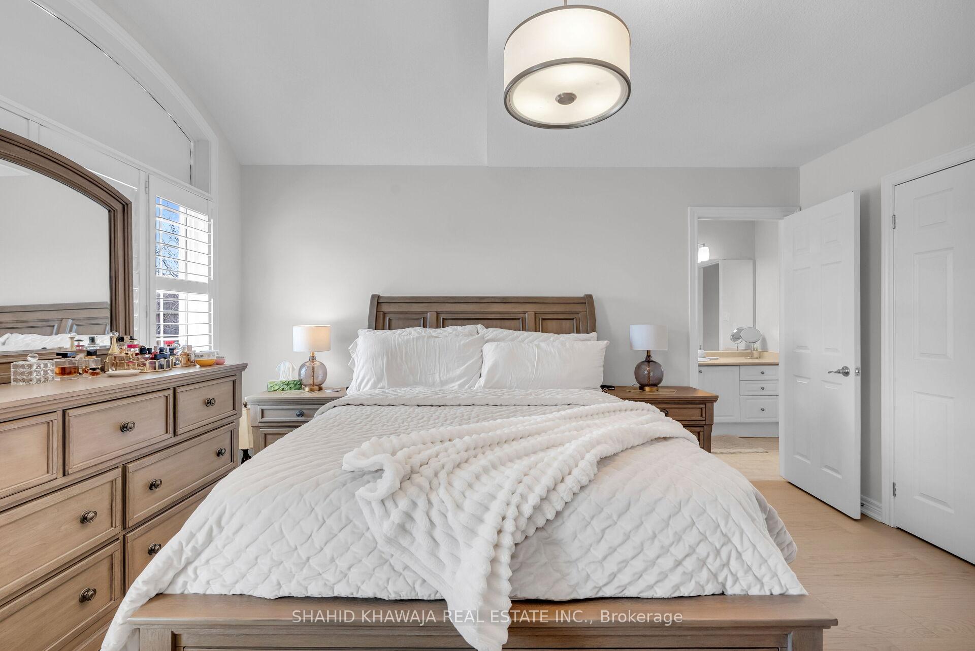 2522 Lyndhurst Drive