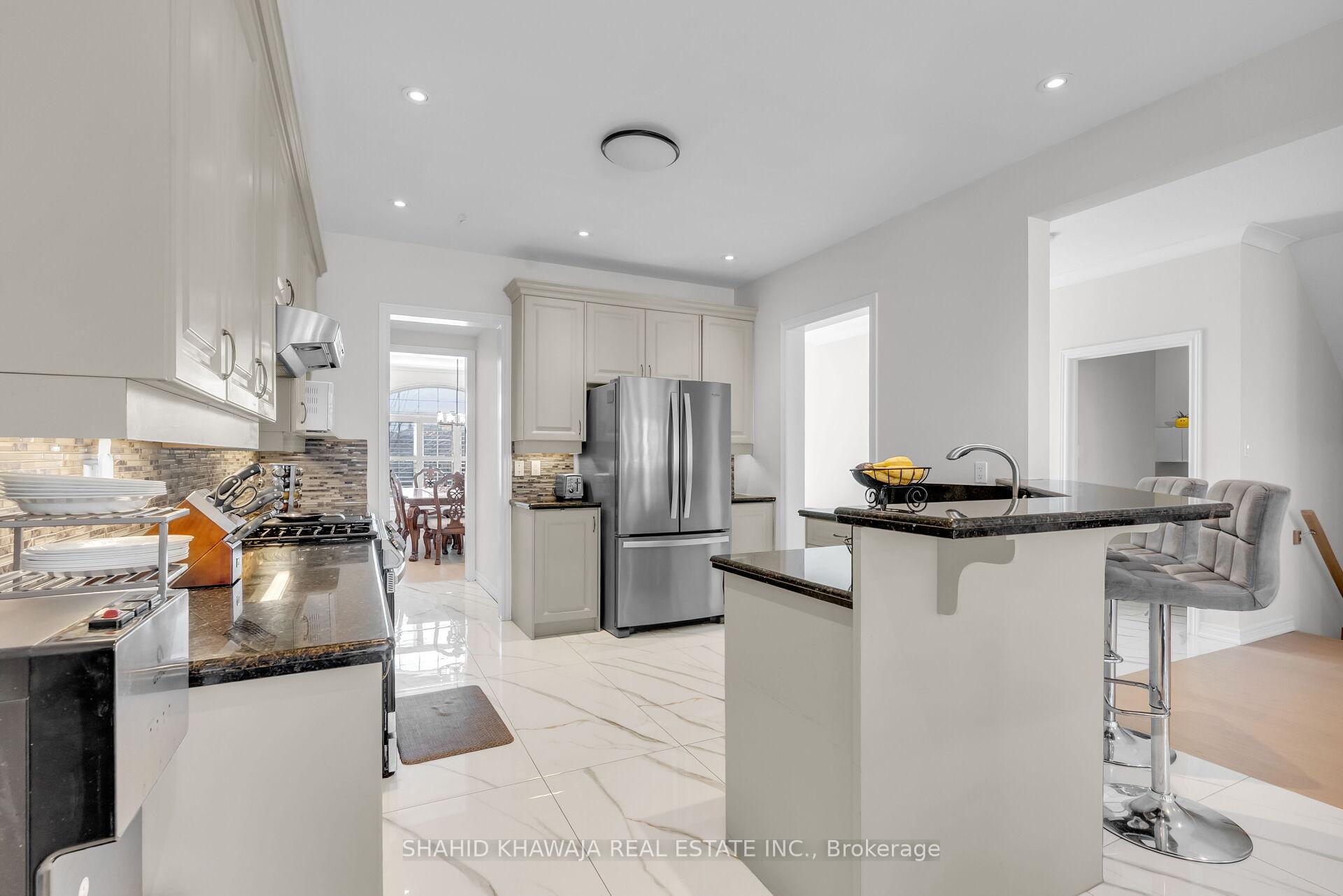 2522 Lyndhurst Drive