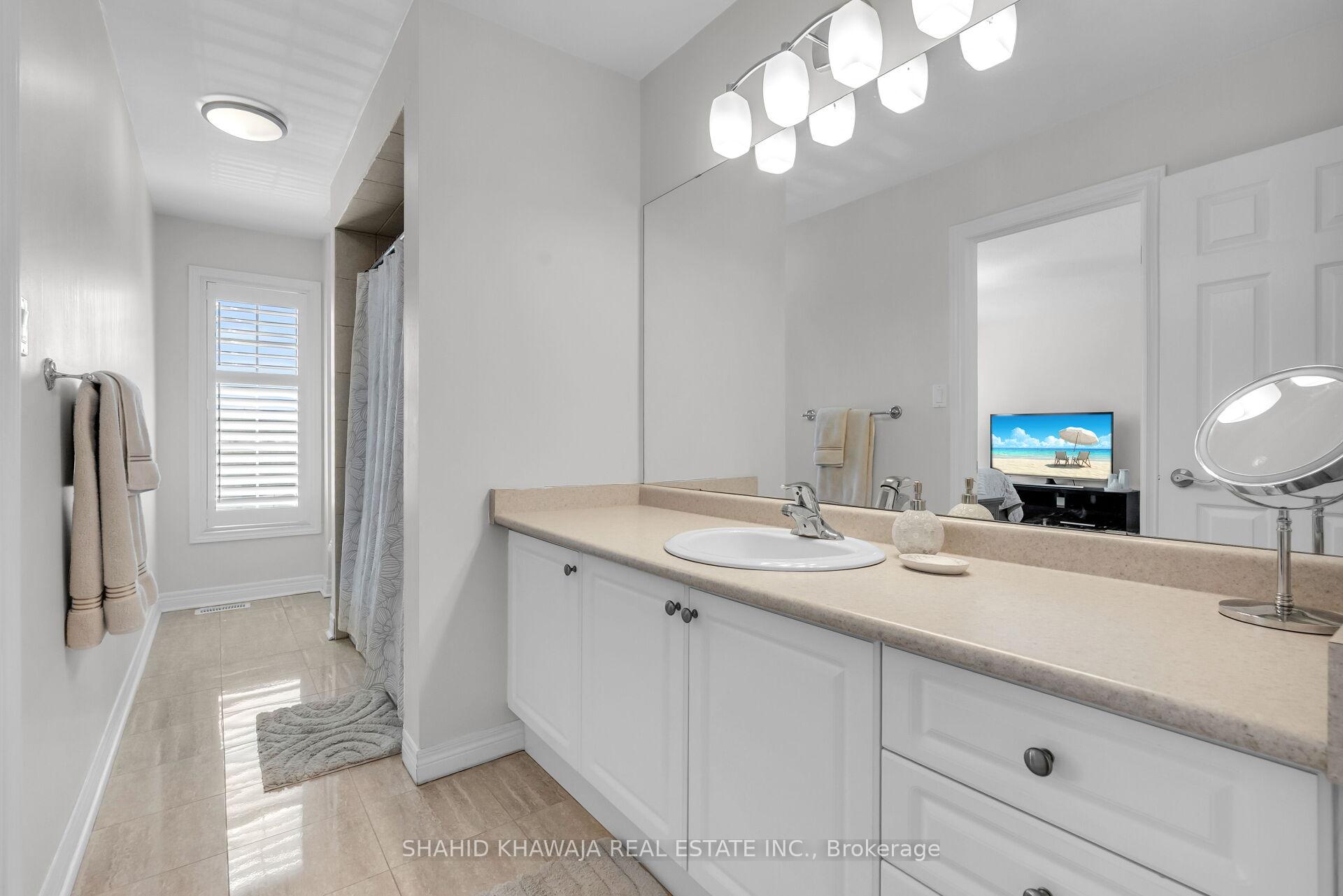 2522 Lyndhurst Drive