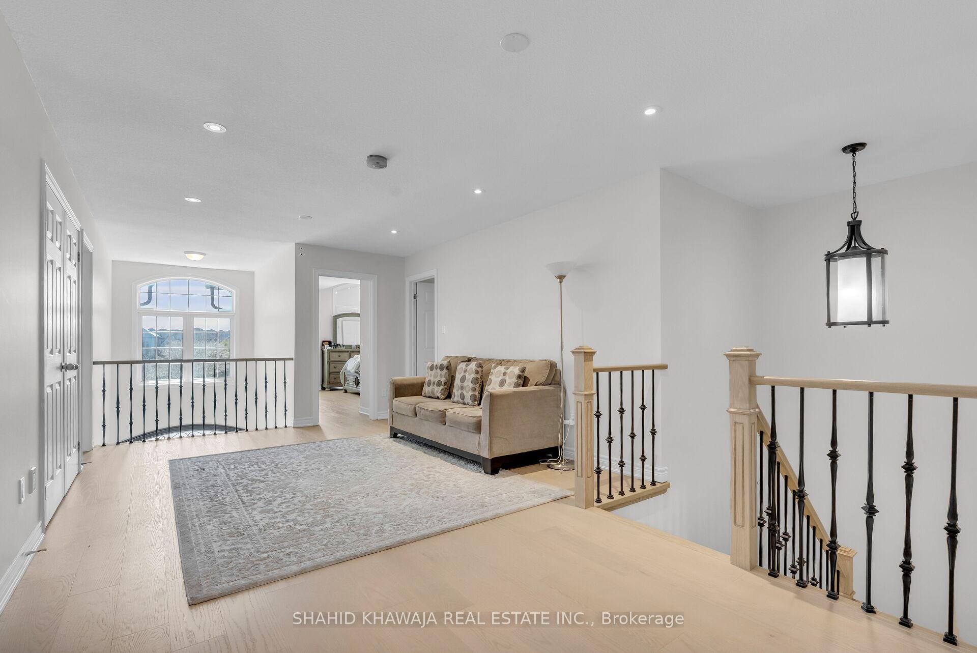 2522 Lyndhurst Drive