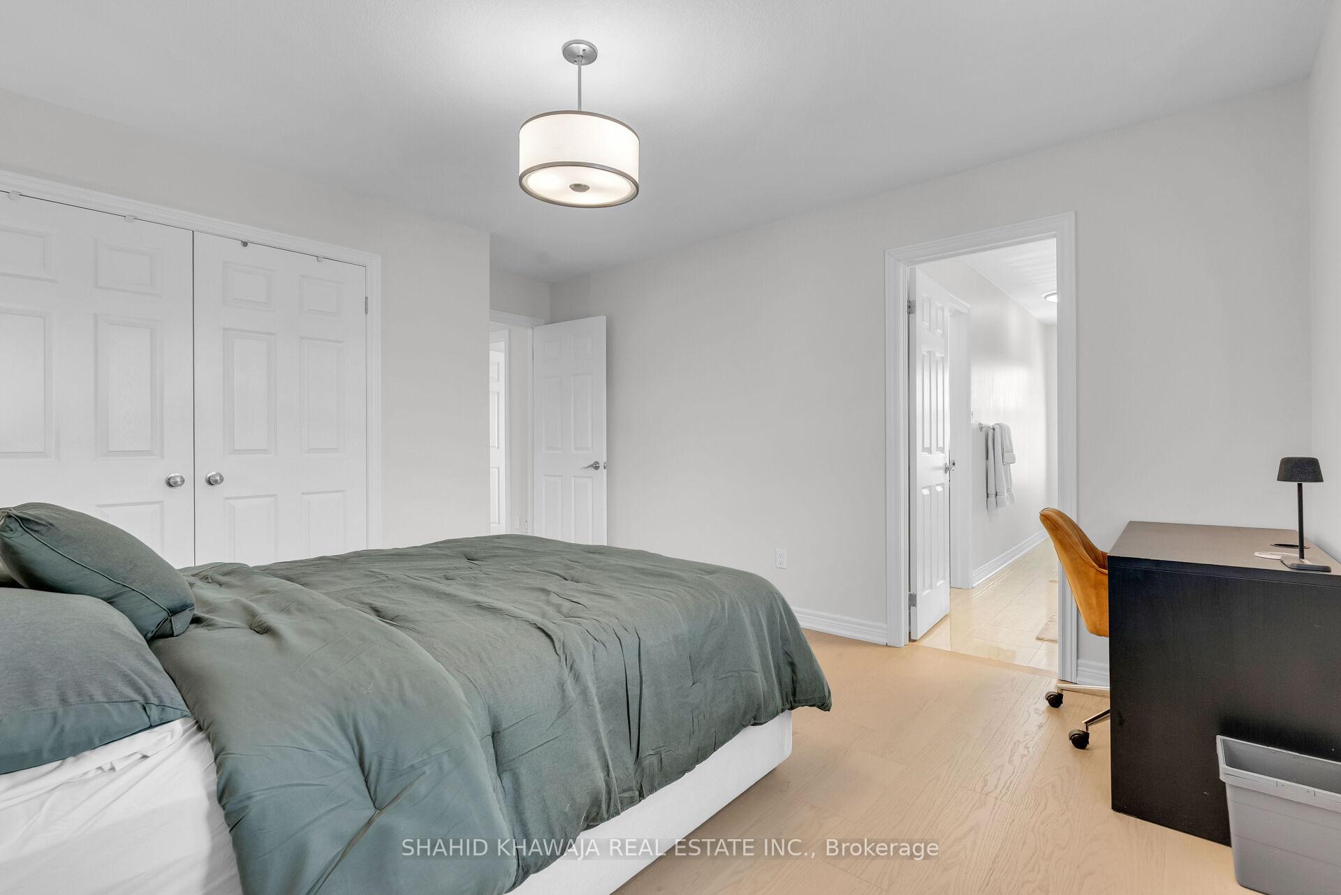 2522 Lyndhurst Drive