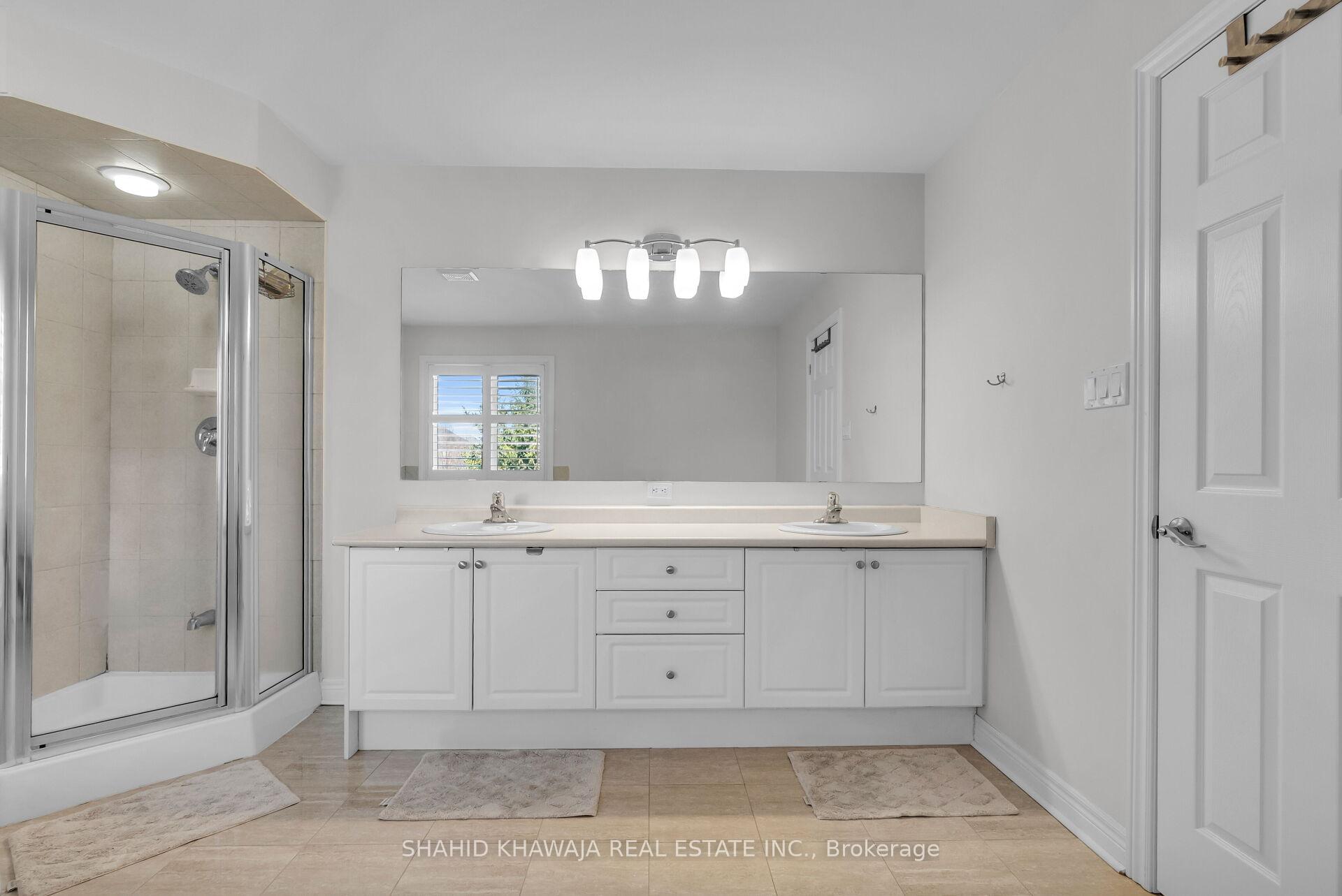 2522 Lyndhurst Drive