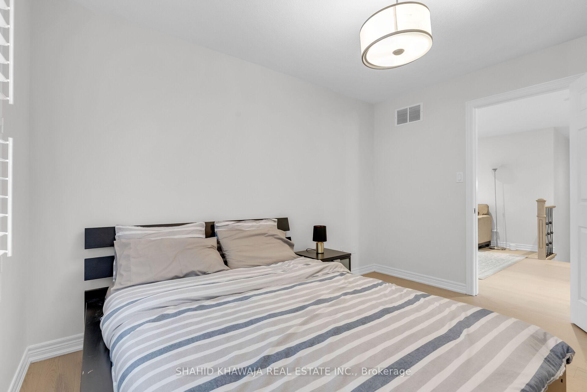 2522 Lyndhurst Drive