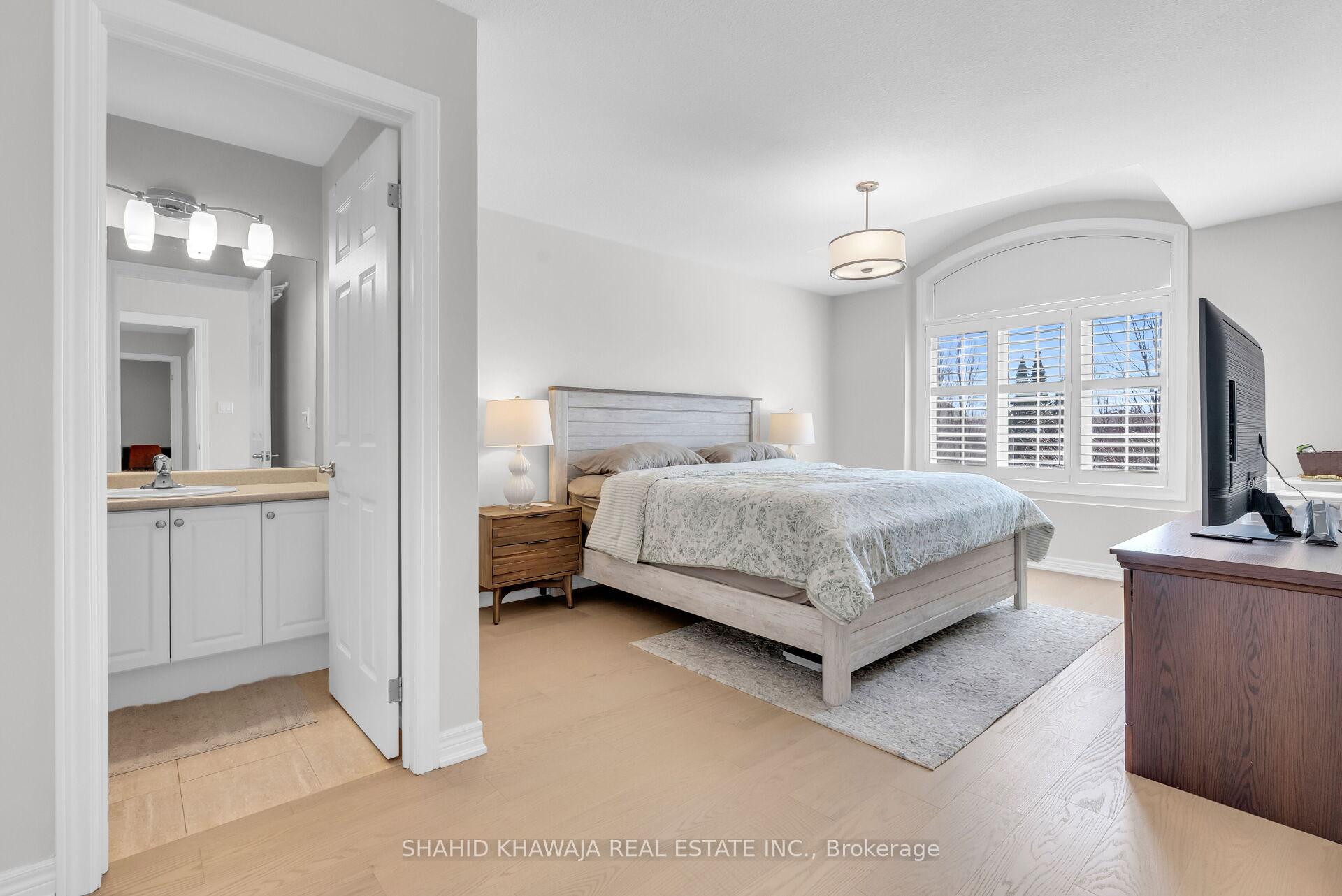 2522 Lyndhurst Drive