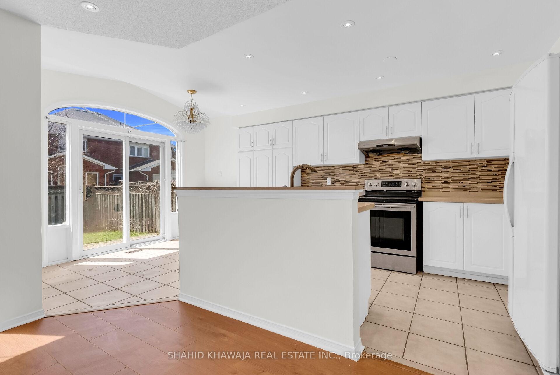 7683 Black Walnut Trail