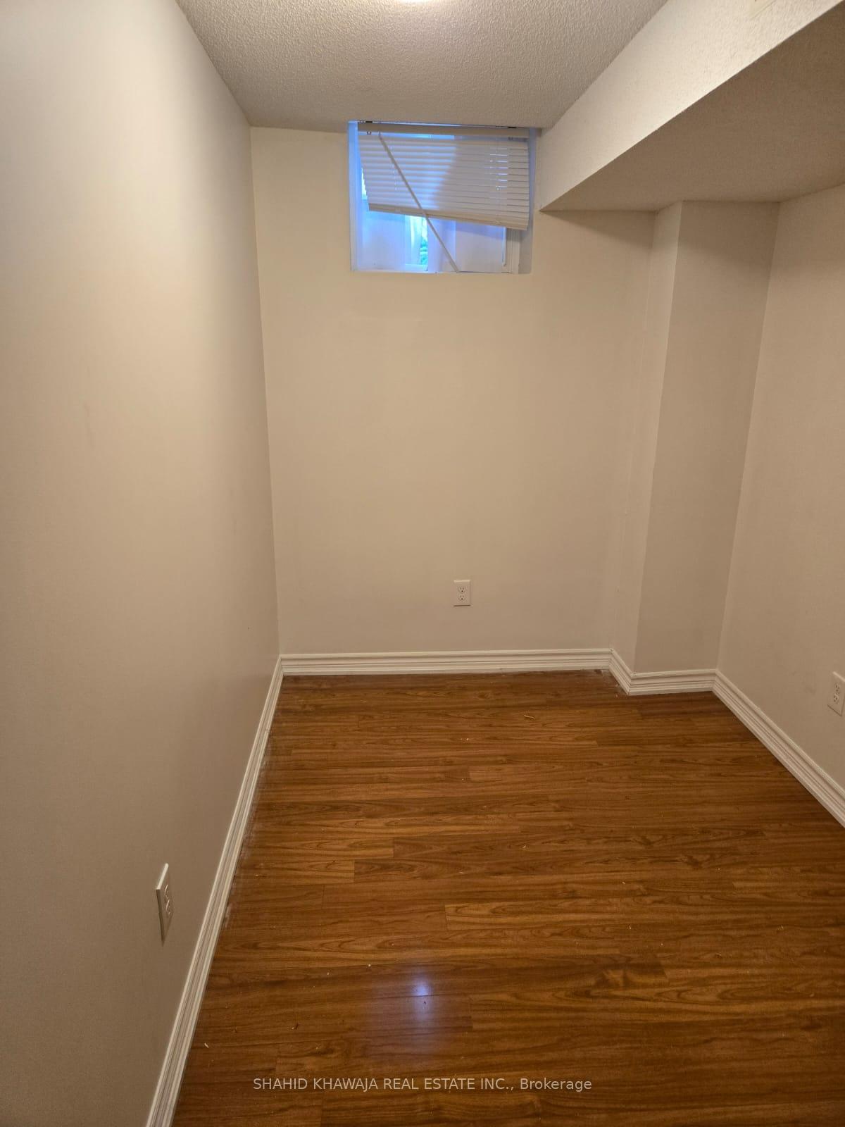 7683 Black Walnut Trail