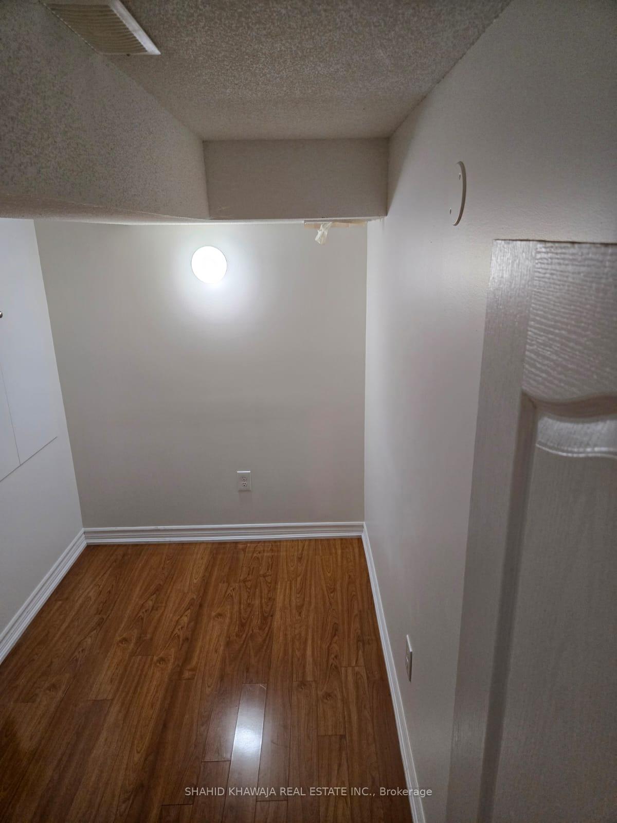 7683 Black Walnut Trail