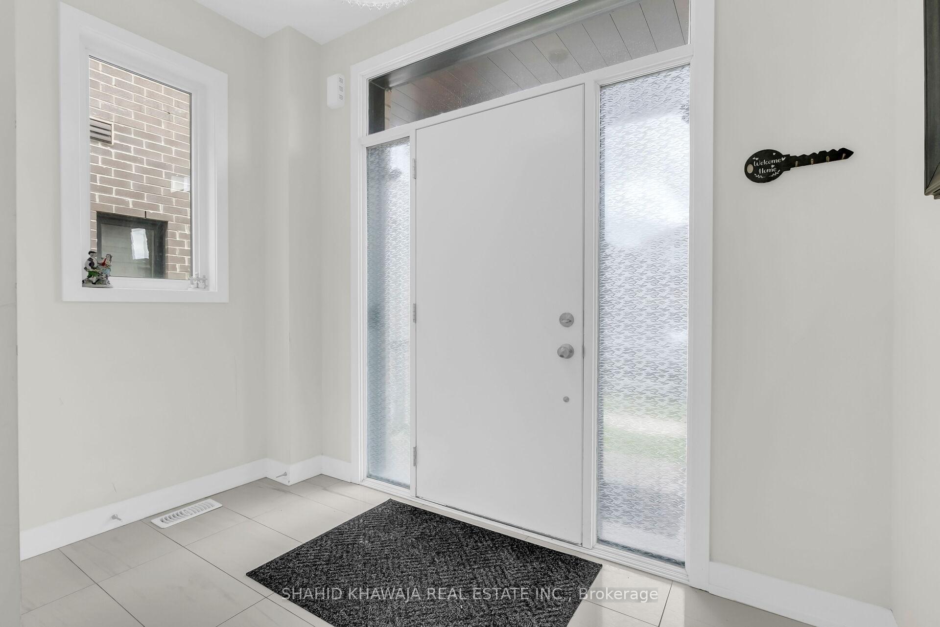 641 Leatherleaf Landing