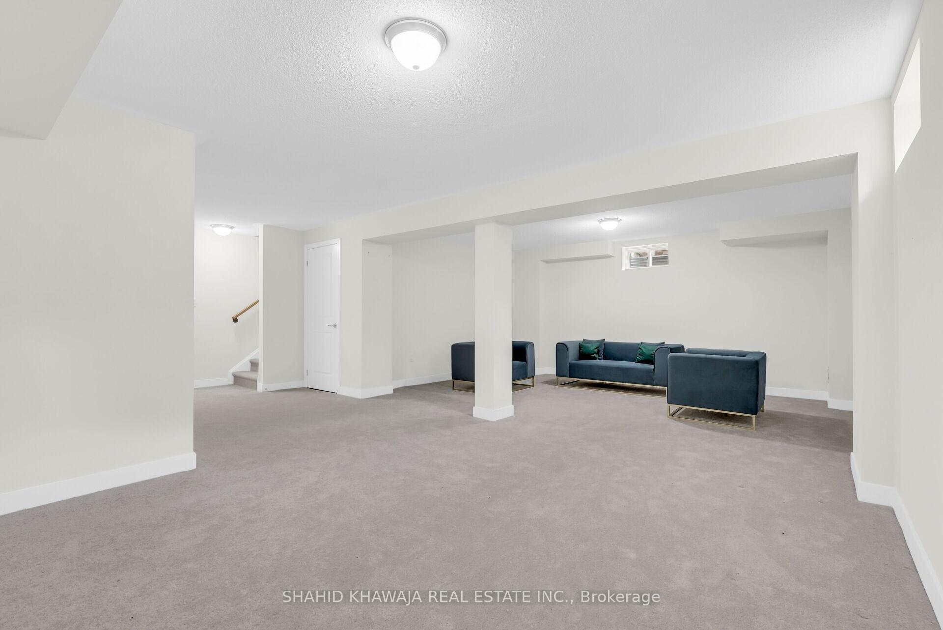 641 Leatherleaf Landing