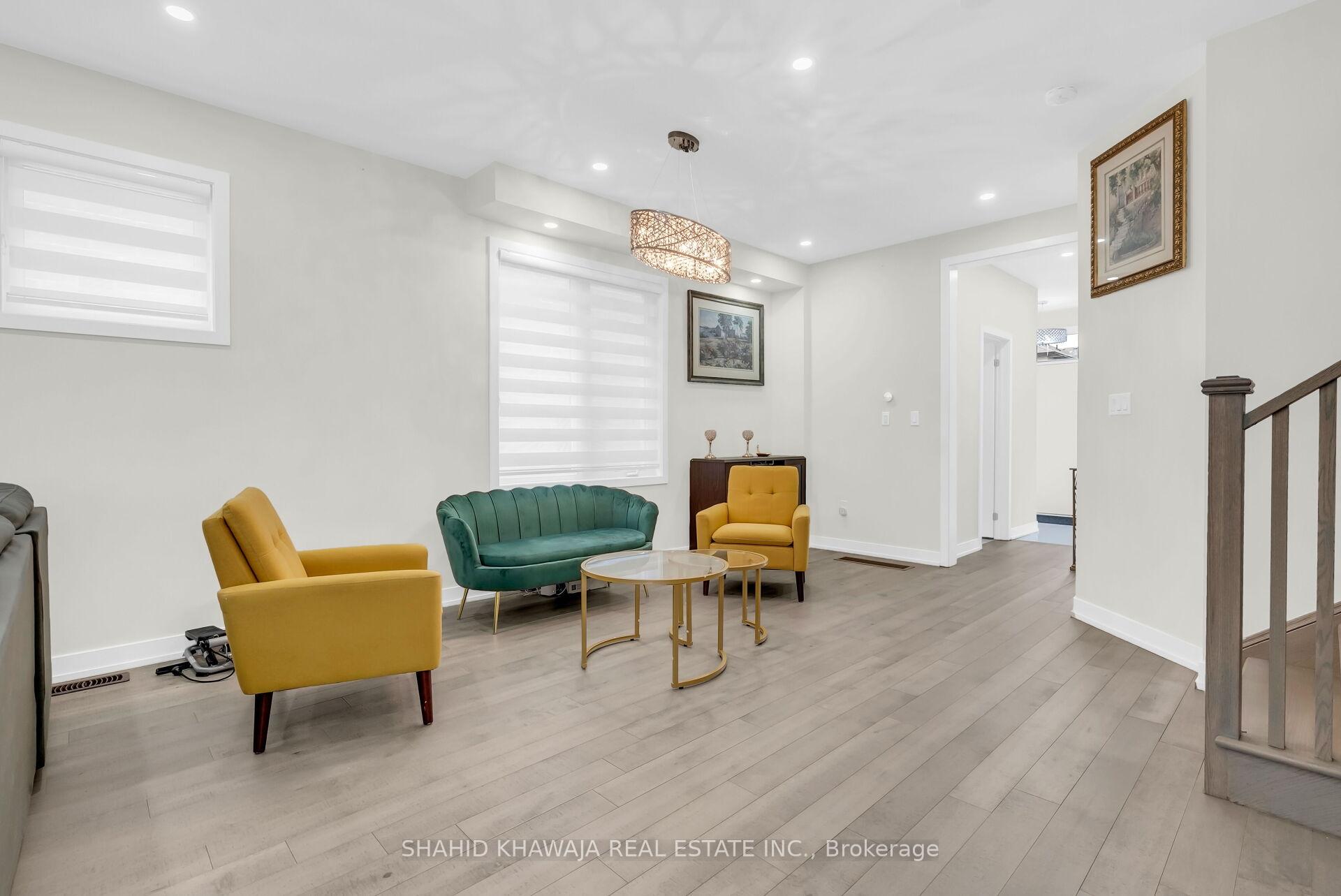 641 Leatherleaf Landing