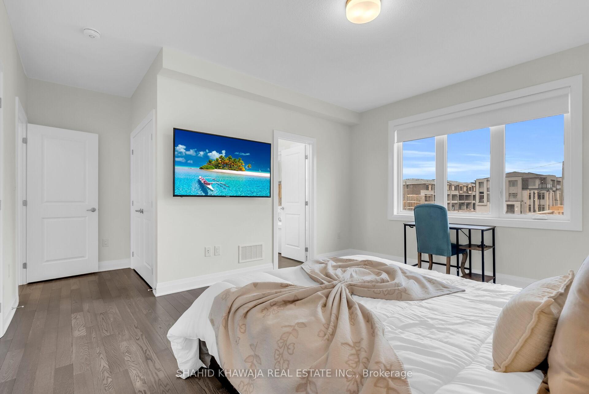 3288 Mariner Pass