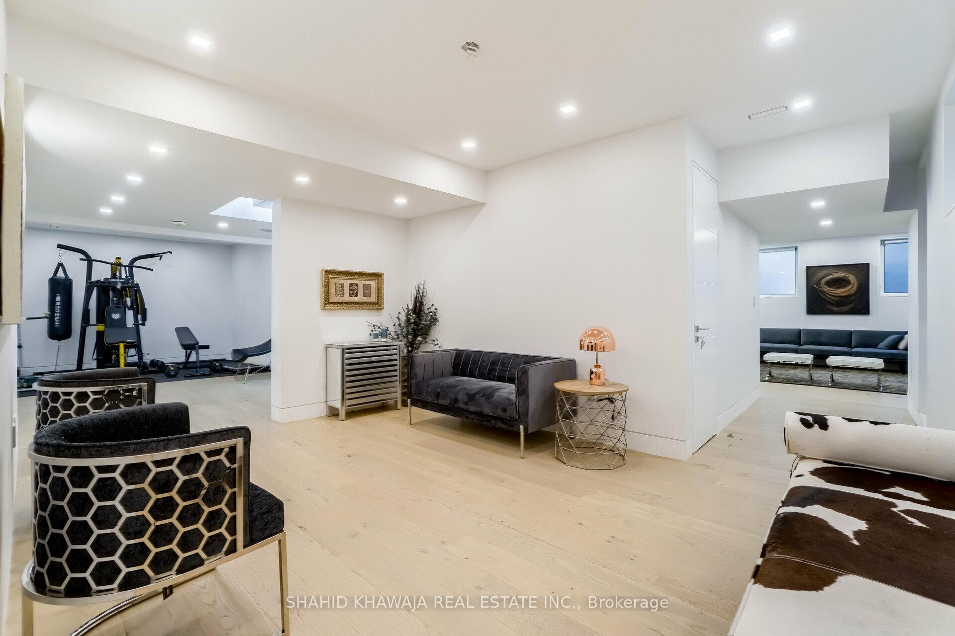560 Shenandoah Drive